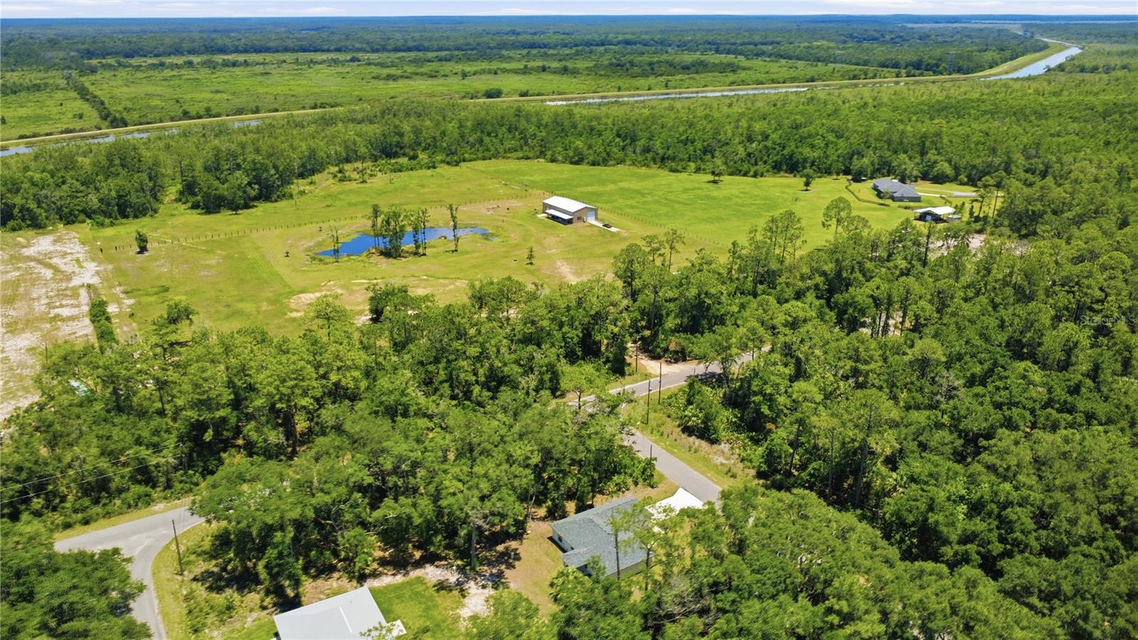 3 SEQUOIA DRIVE TRCE, OCKLAWAHA, FL — photo 43