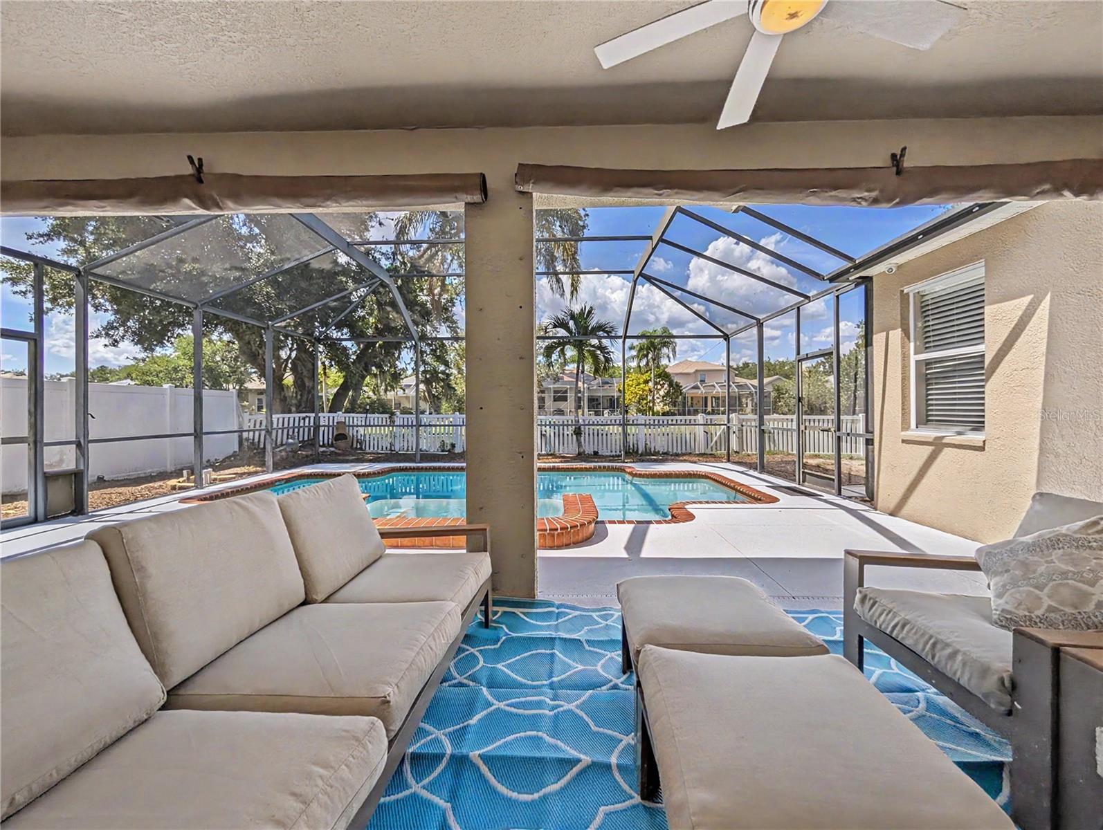 4414 67TH AVENUE CIR E, SARASOTA, FL — photo 3