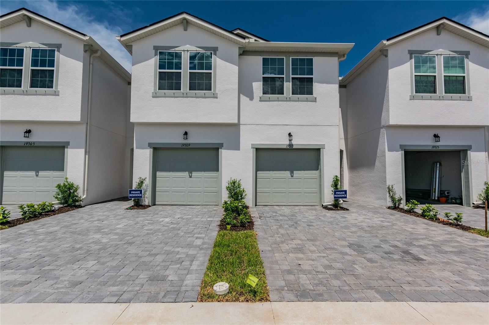 19309 BLUE POND DR, LUTZ, FL — photo 2