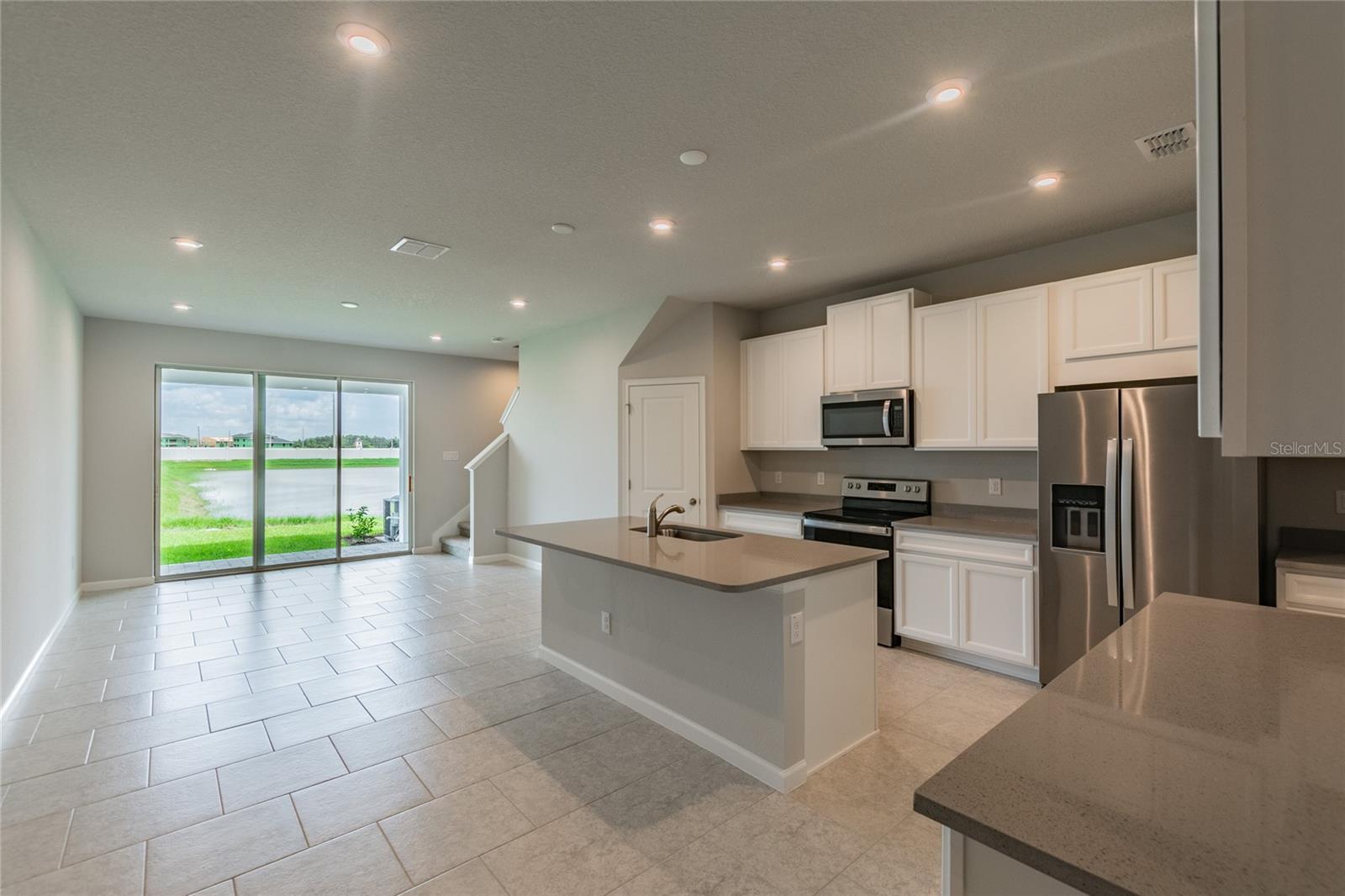 19309 BLUE POND DR, LUTZ, FL — photo 3