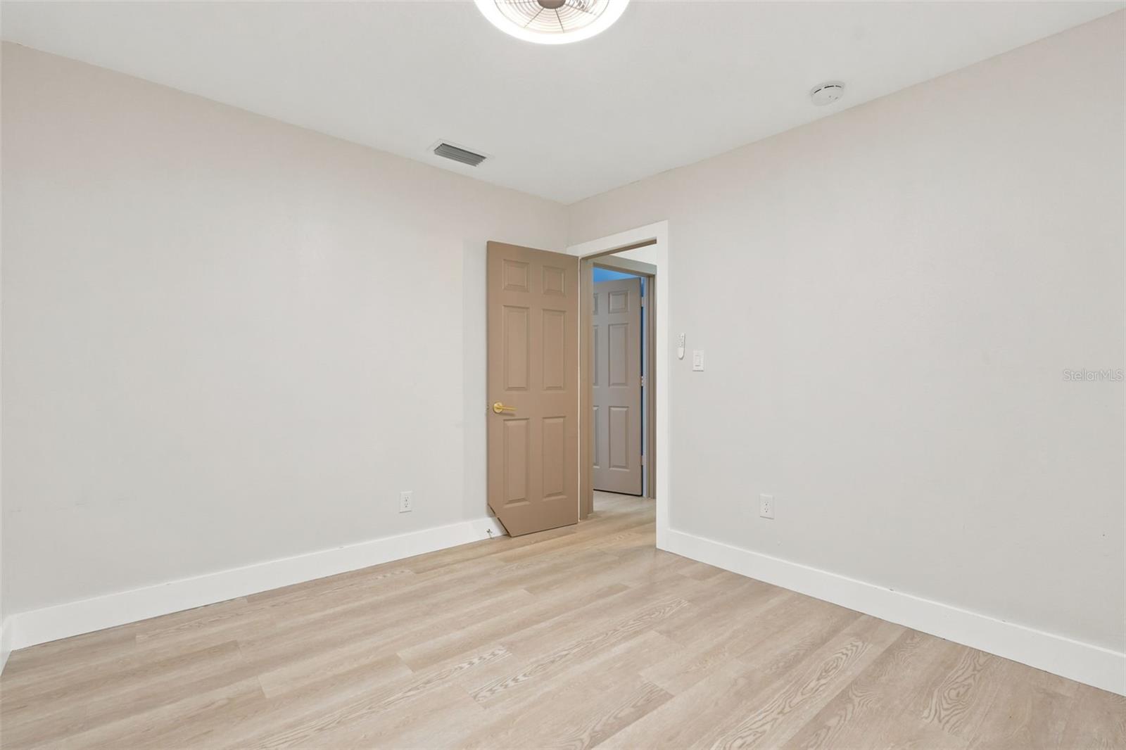 6691 56TH AVE N, ST PETERSBURG, FL — photo 23