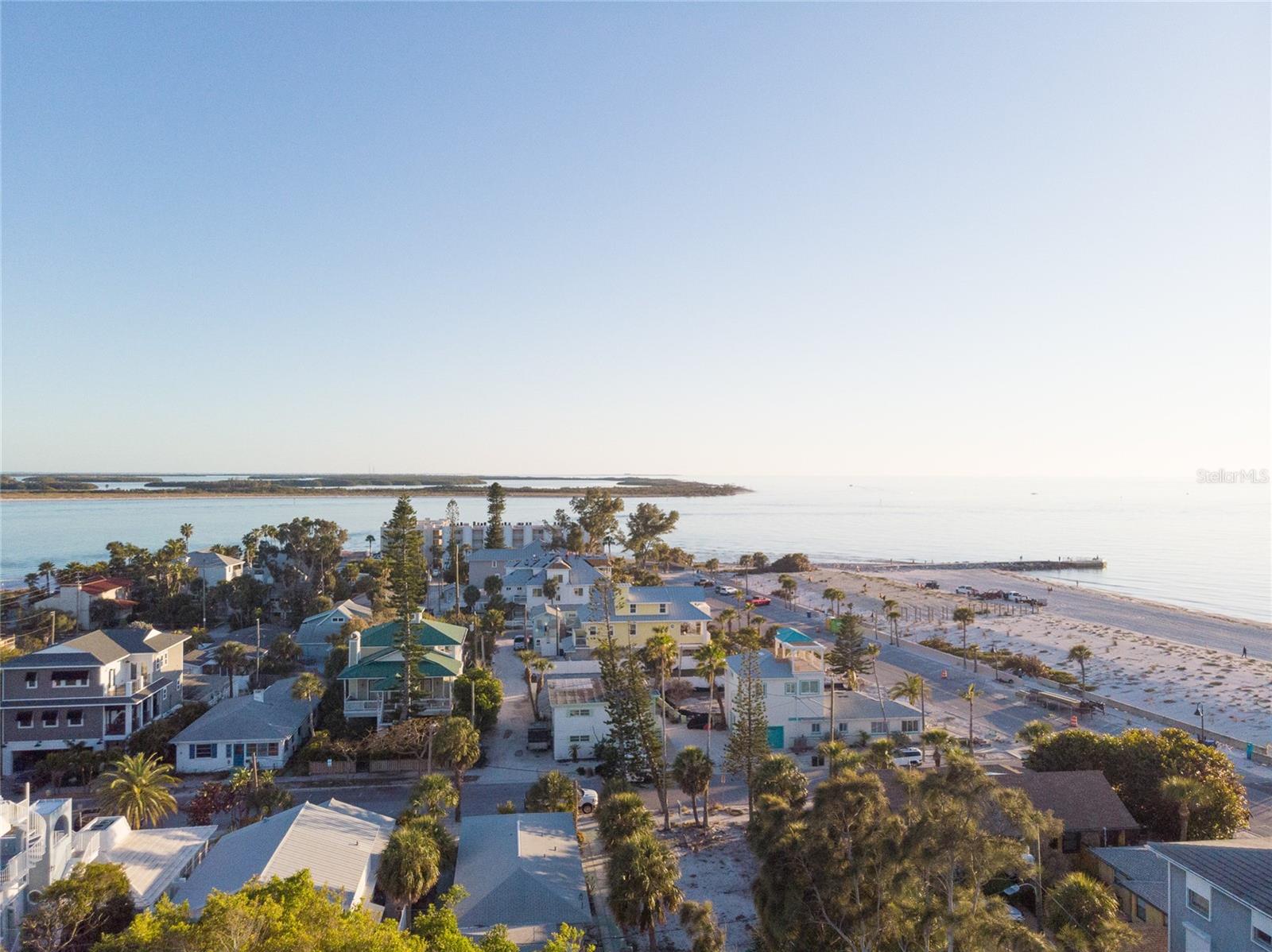 110 4TH AVE, ST PETE BEACH, FL — photo 8