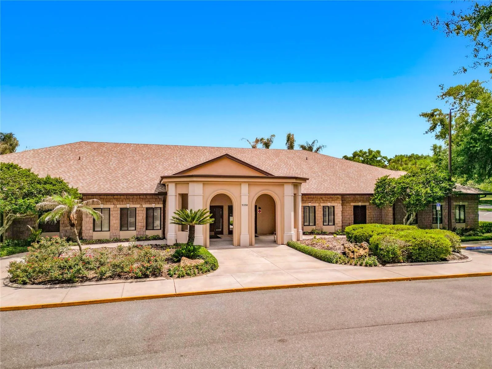 5859 PRINCESS CAROLINE PL, LEESBURG, FL — photo 52