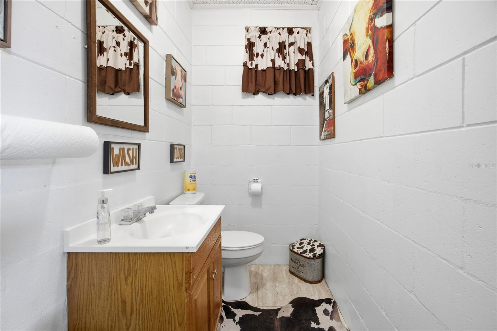 380 E HATHAWAY AVE, BRONSON, FL — photo 8