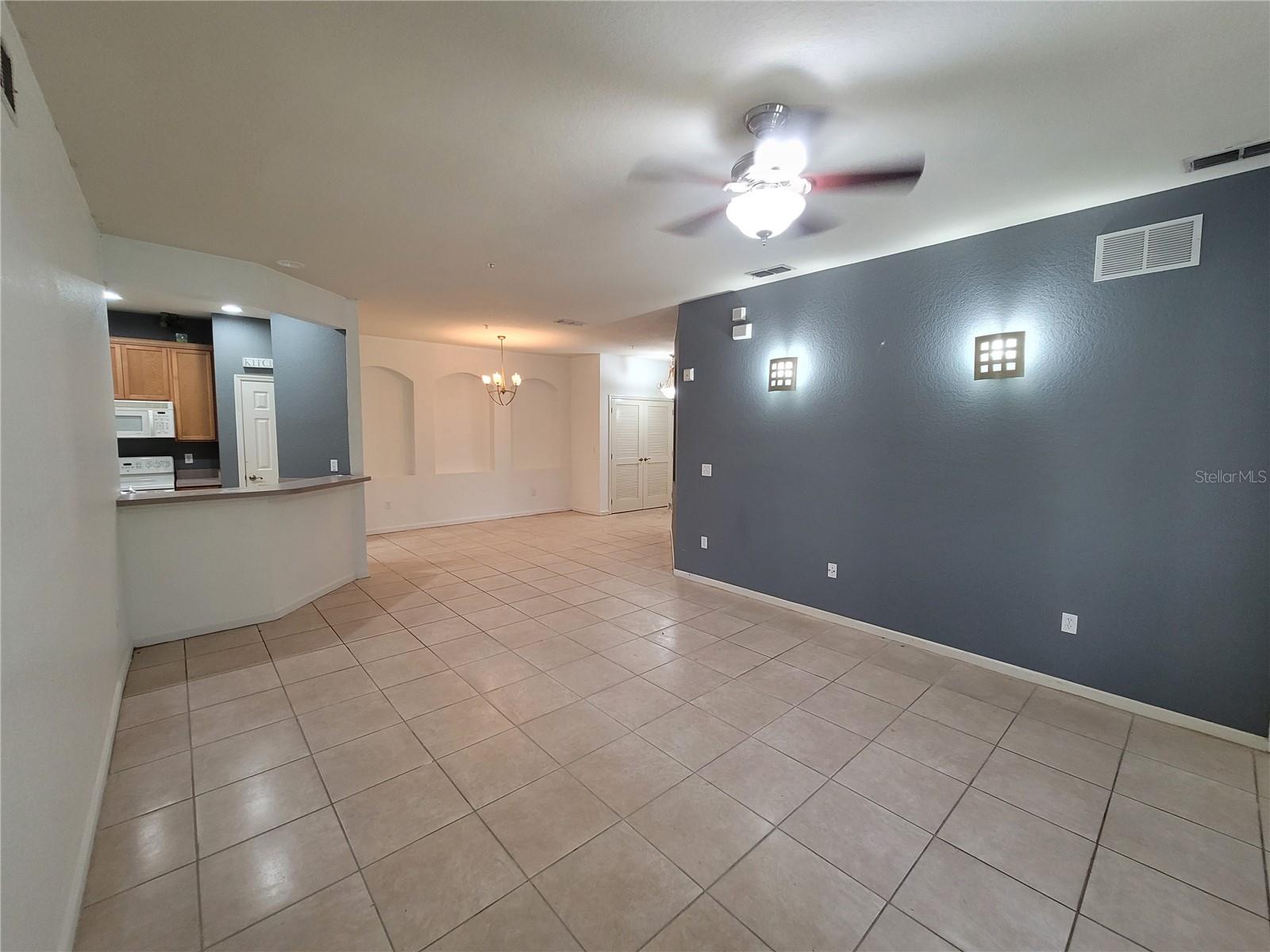 3321 WHITESTONE CIR #108, KISSIMMEE, FL — photo 3