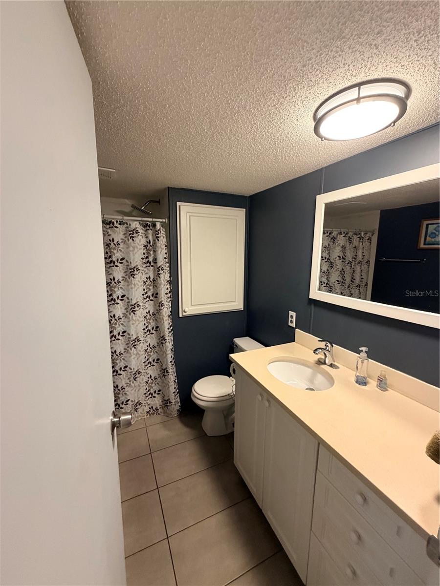 208 50TH AVENUE DR E, BRADENTON, FL — photo 16