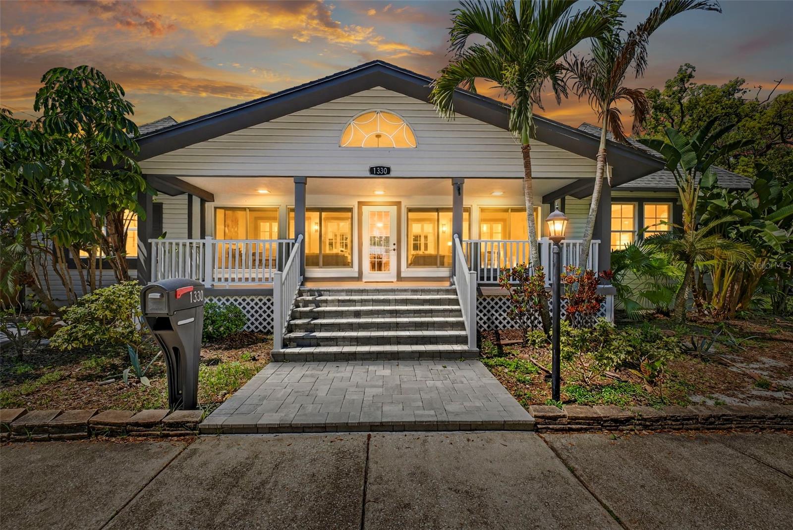 1330 CHERRY ST NE, ST PETERSBURG, FL