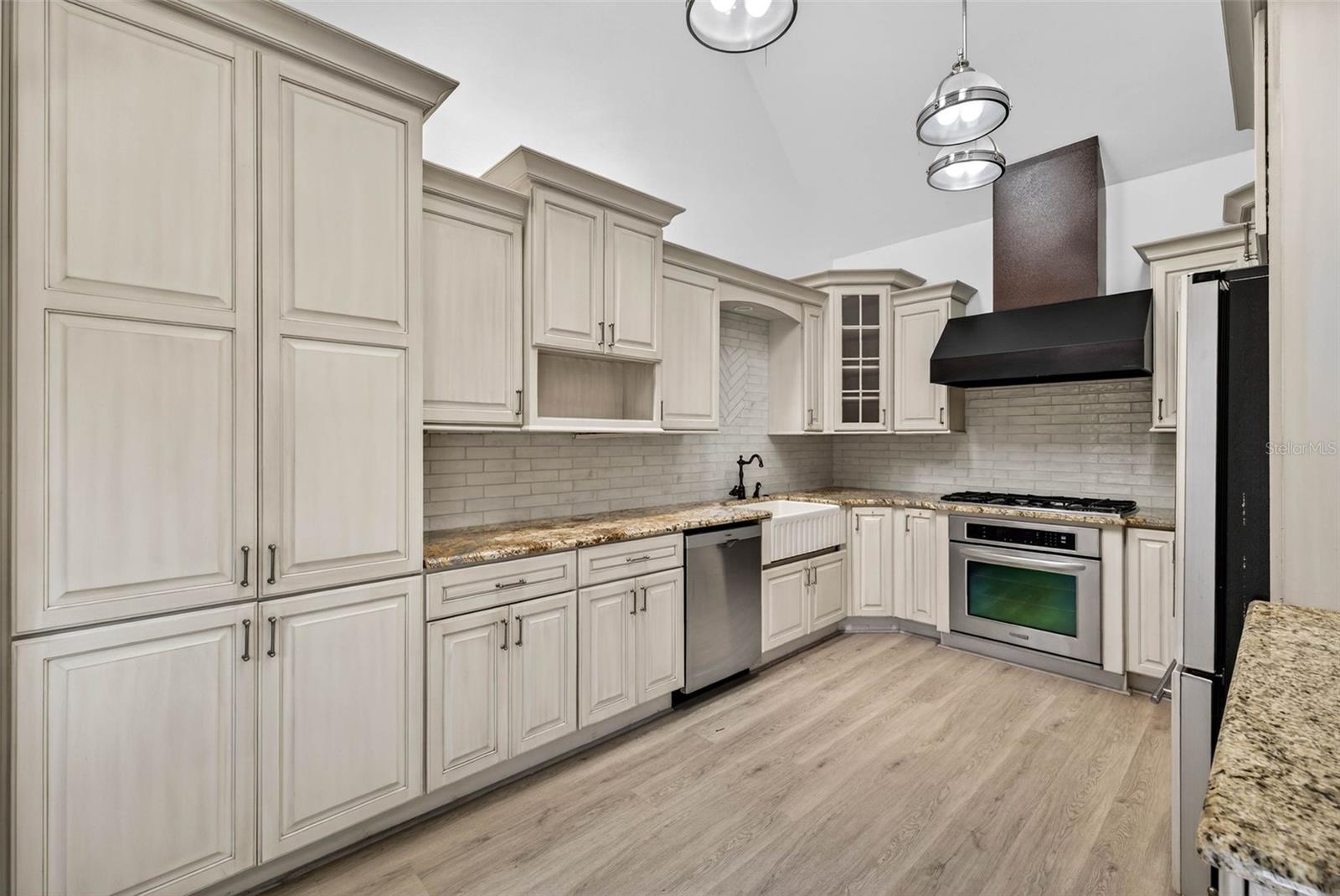 1330 CHERRY ST NE, ST PETERSBURG, FL — photo 13