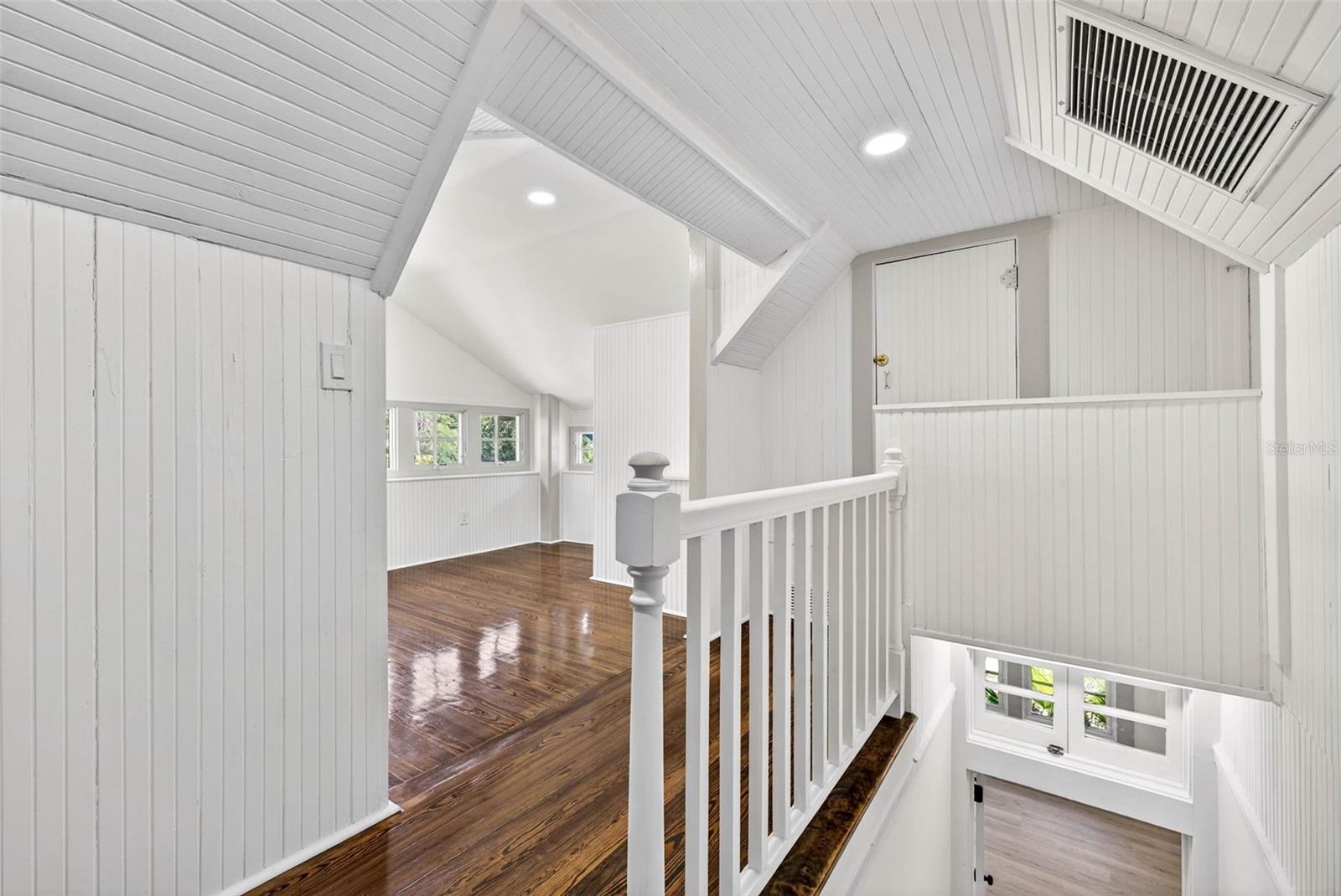 1330 CHERRY ST NE, ST PETERSBURG, FL — photo 31