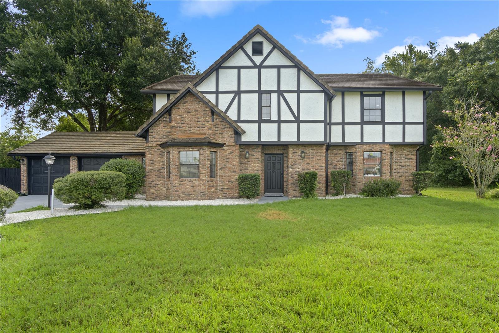 2540 ALBANY DR, KISSIMMEE, FL