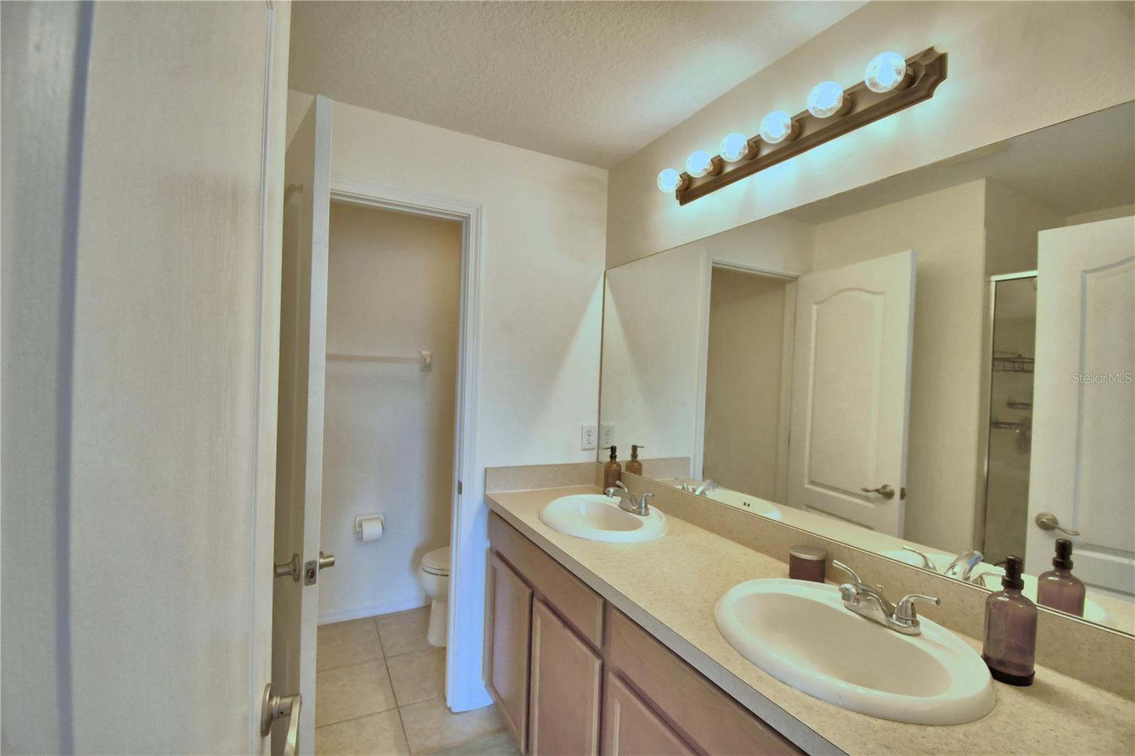 4086 WINDING VINE, LAKELAND, FL — photo 34