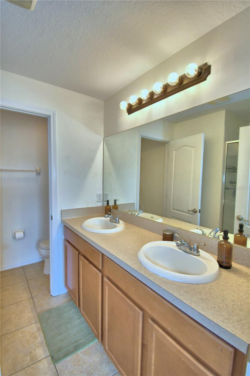 4086 WINDING VINE, LAKELAND, FL — photo 35