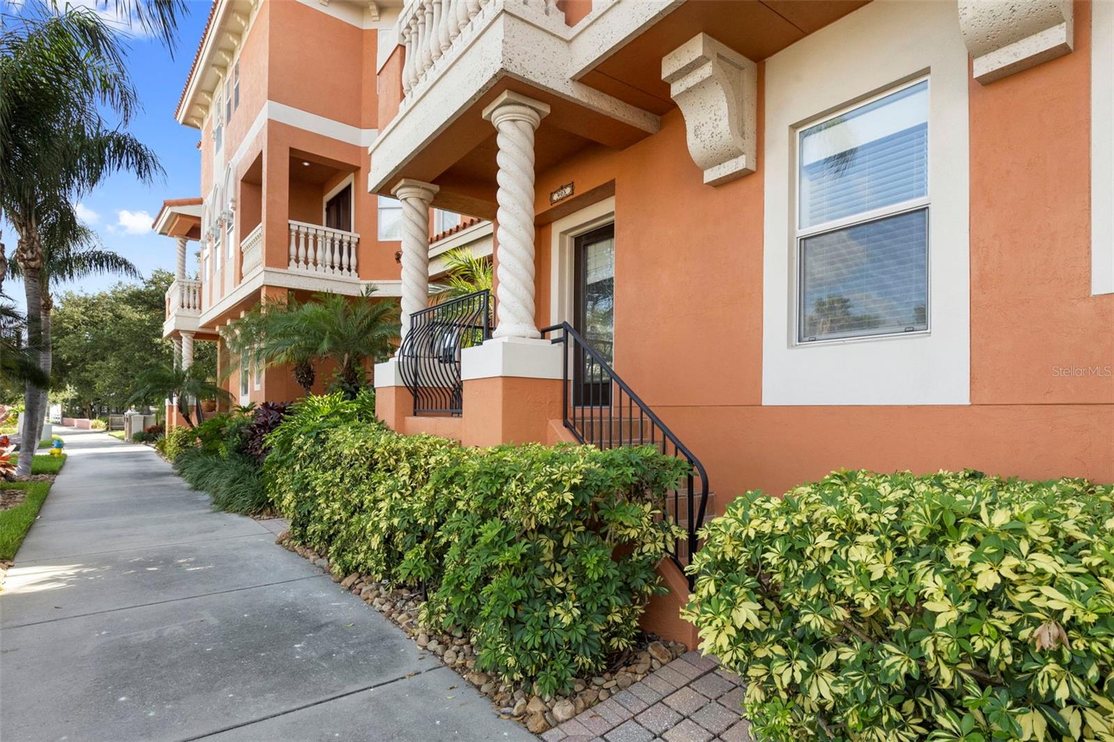 905 VILLA VENICIA WAY, TAMPA, FL — photo 4