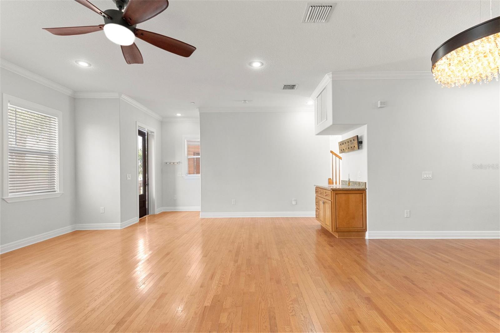 905 VILLA VENICIA WAY, TAMPA, FL — photo 16
