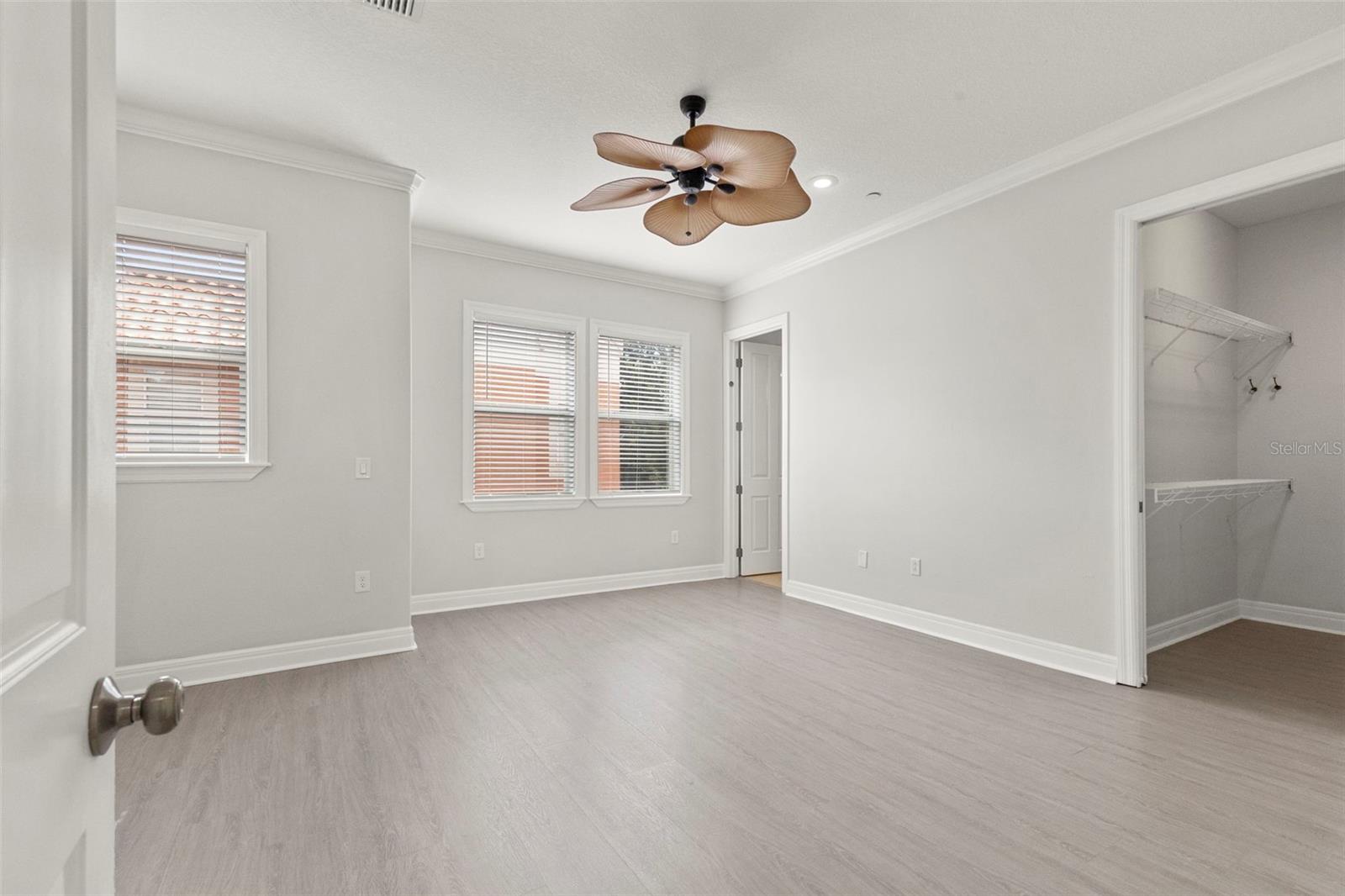 905 VILLA VENICIA WAY, TAMPA, FL — photo 23