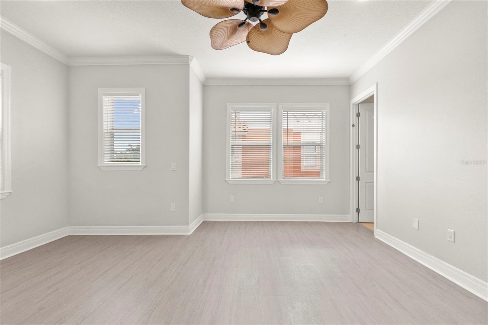 905 VILLA VENICIA WAY, TAMPA, FL — photo 24