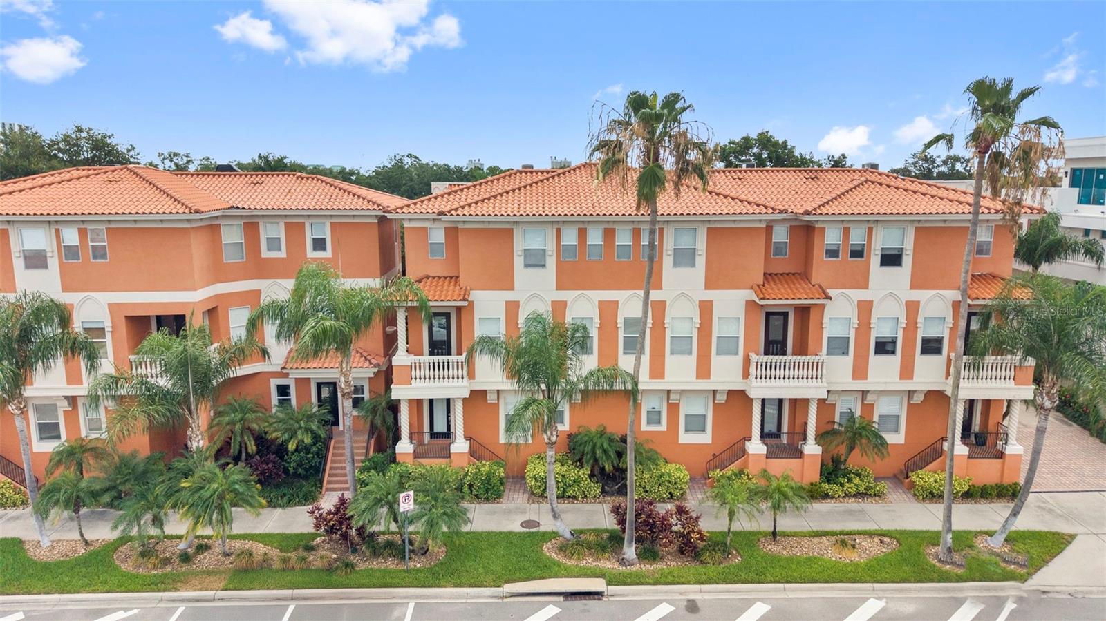 905 VILLA VENICIA WAY, TAMPA, FL — photo 49