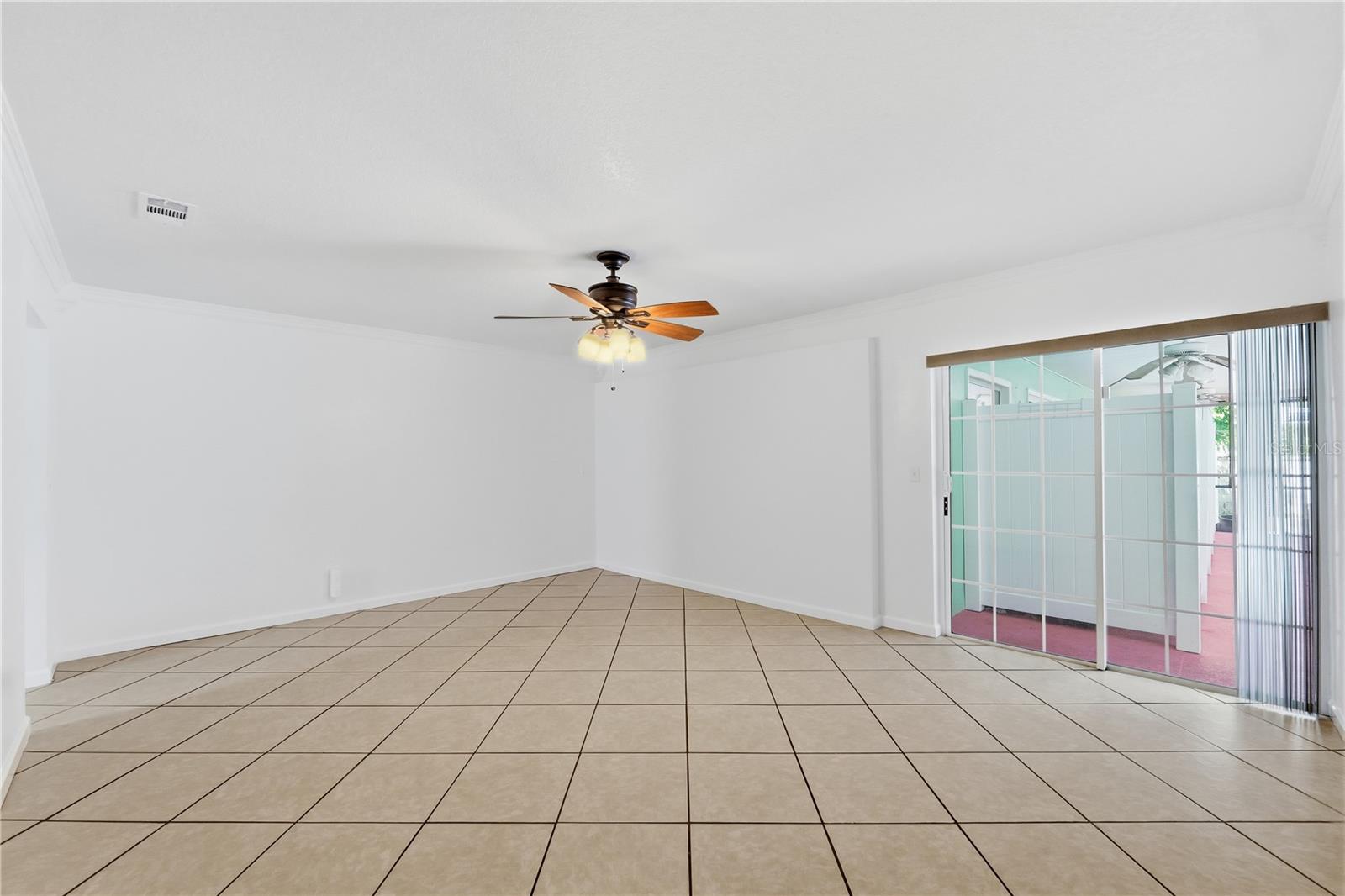 1514 BURNING TREE LN, BRANDON, FL — photo 13