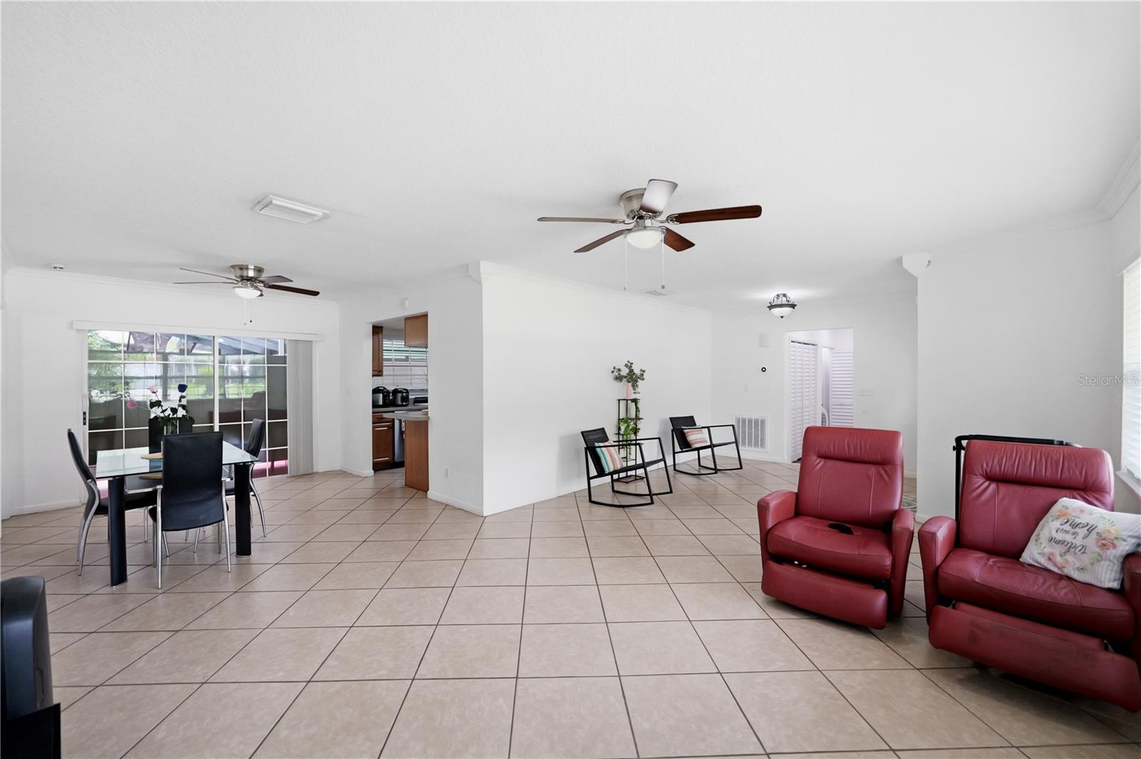 1514 BURNING TREE LN, BRANDON, FL — photo 18