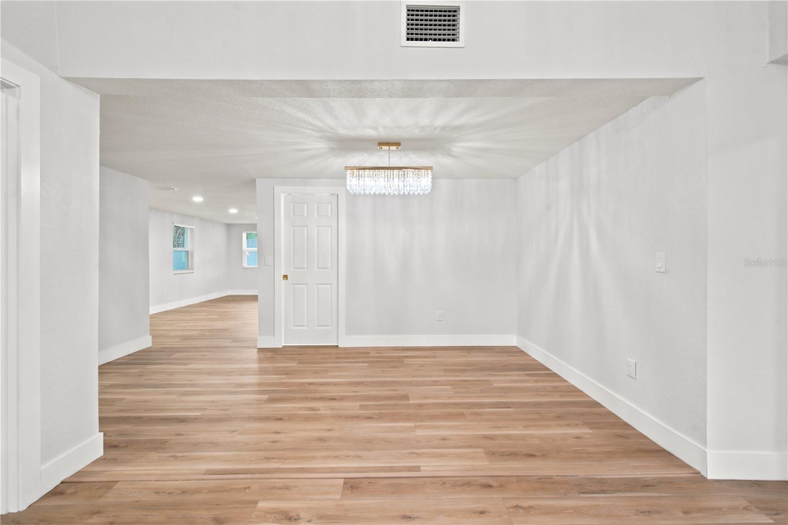 2908 E 26TH AVE, TAMPA, FL — photo 38