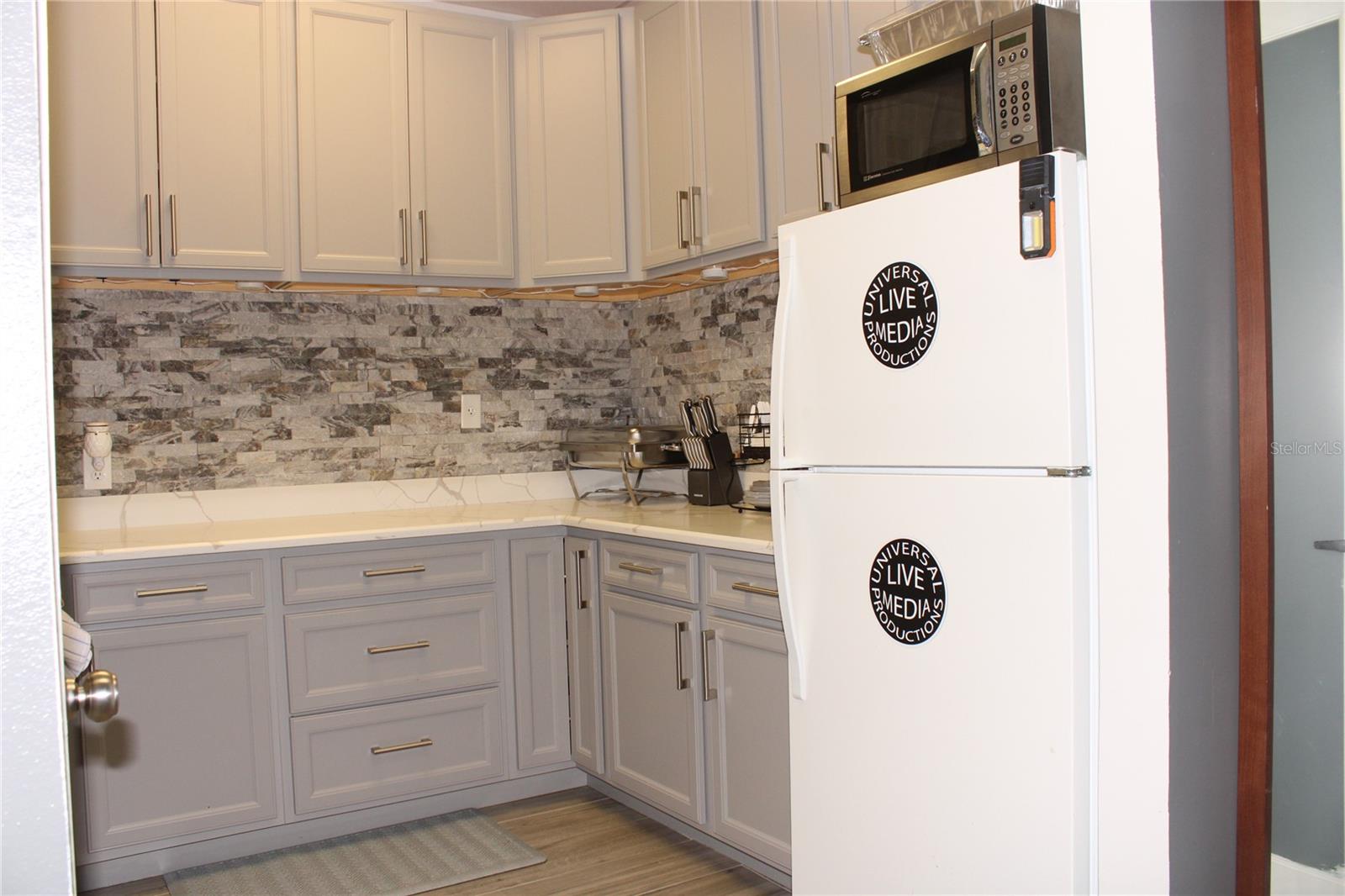 418 S TAMIAMI TRL #E3, OSPREY, FL — photo 9