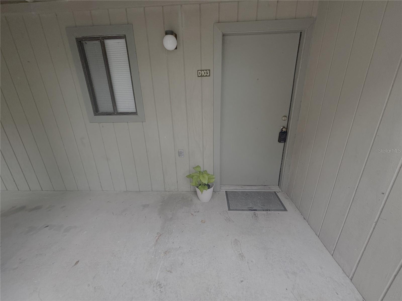 81 SE 16TH AVE #D-103, GAINESVILLE, FL — photo 2