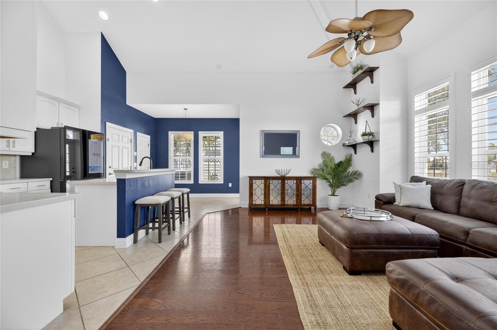 5536 LUMINAR POINTE LN, APOLLO BEACH, FL — photo 14