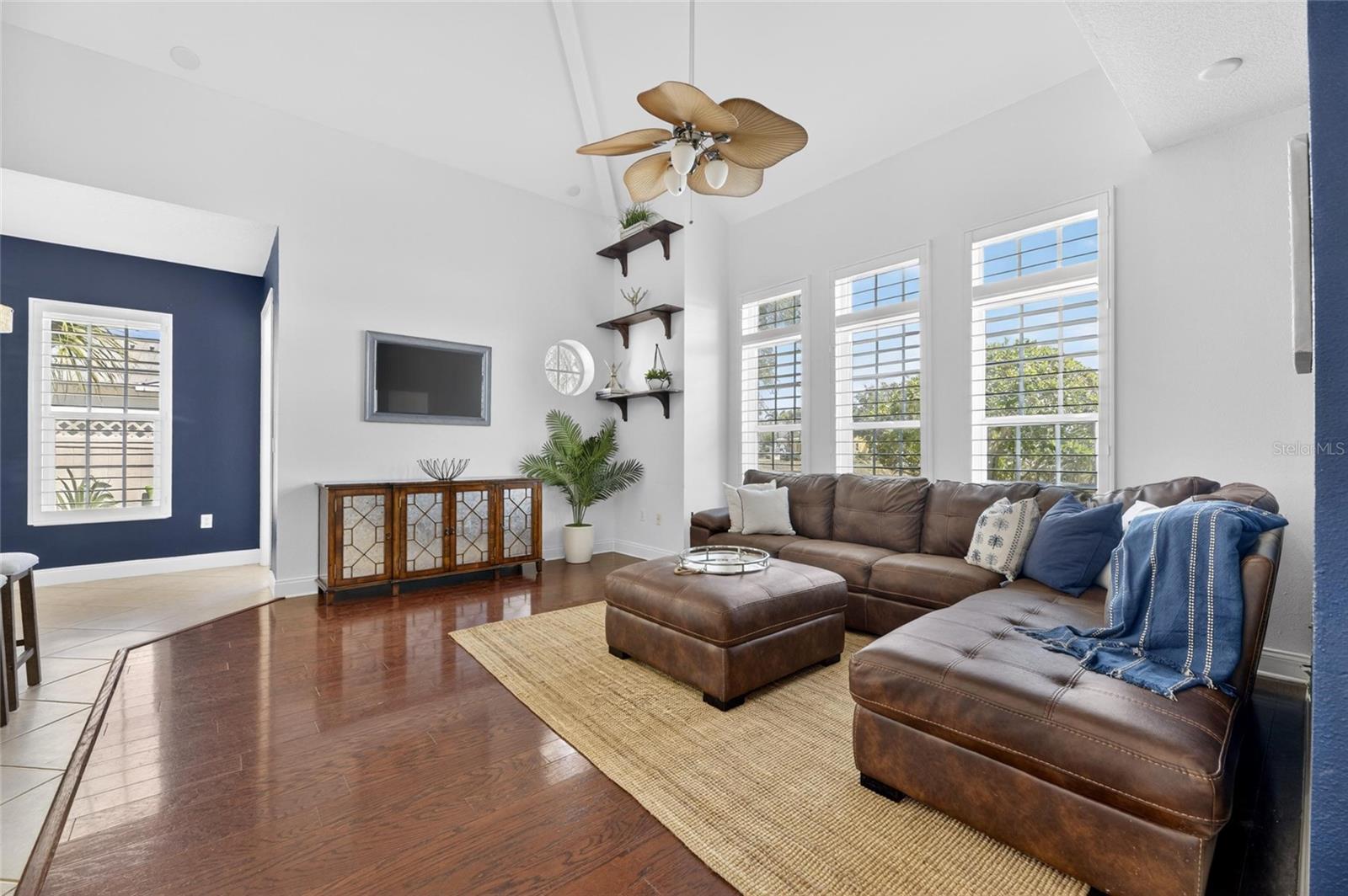 5536 LUMINAR POINTE LN, APOLLO BEACH, FL — photo 15