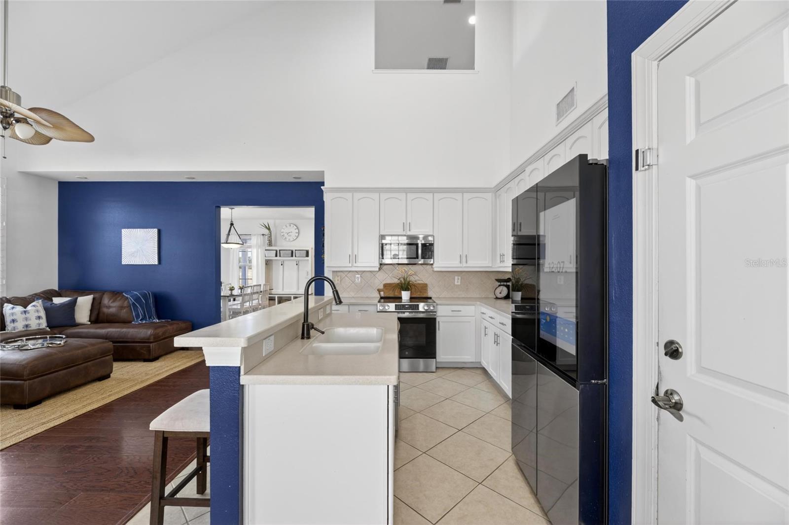 5536 LUMINAR POINTE LN, APOLLO BEACH, FL — photo 22