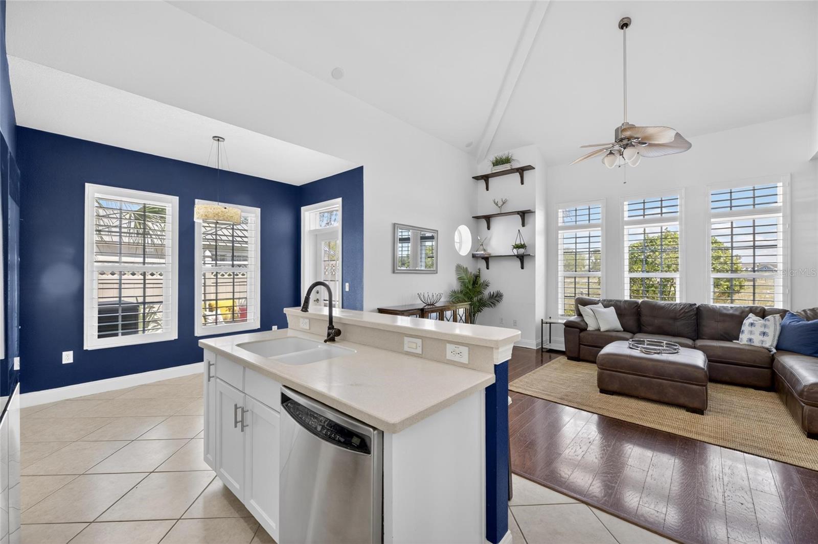5536 LUMINAR POINTE LN, APOLLO BEACH, FL — photo 26