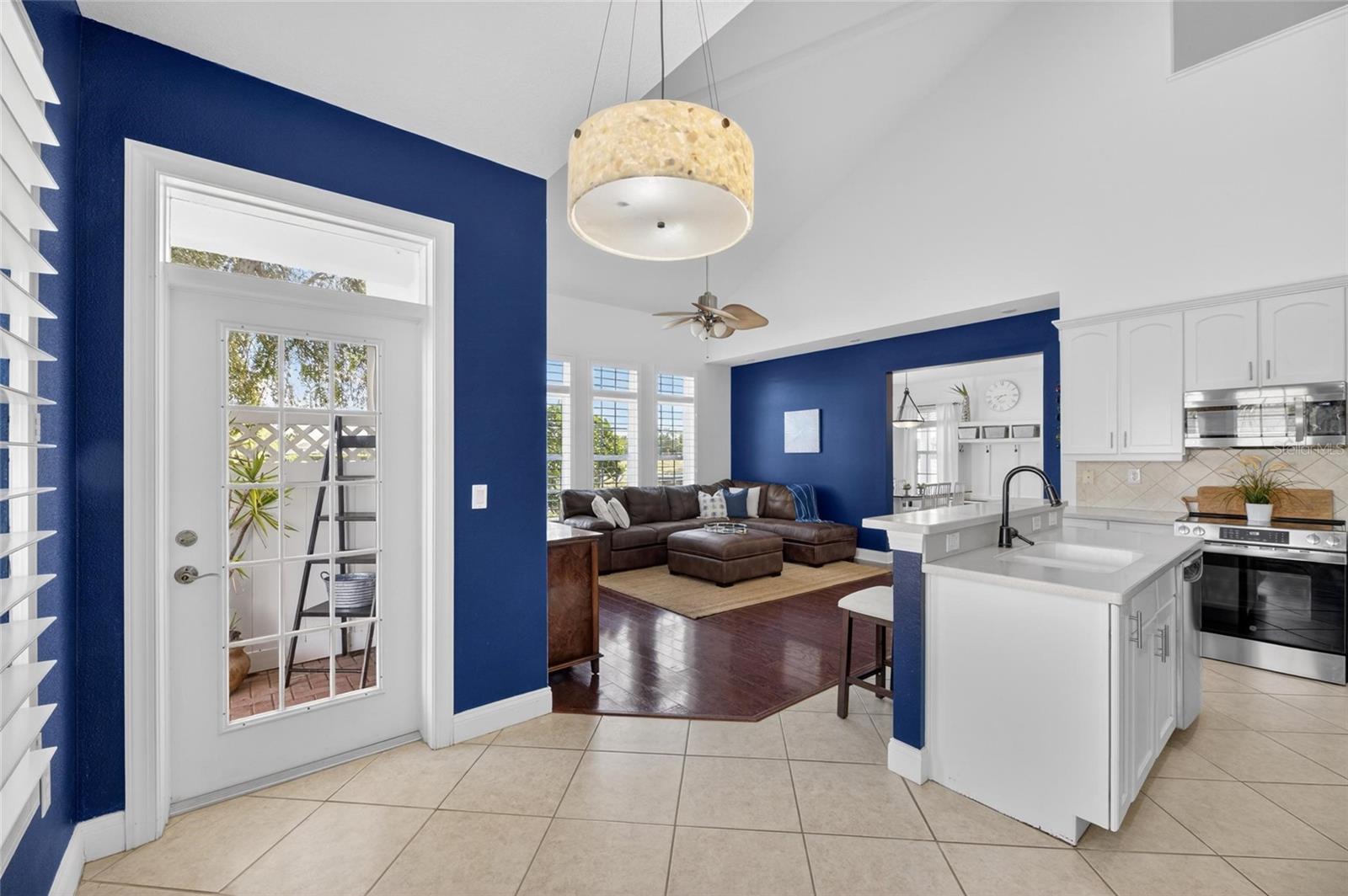 5536 LUMINAR POINTE LN, APOLLO BEACH, FL — photo 27