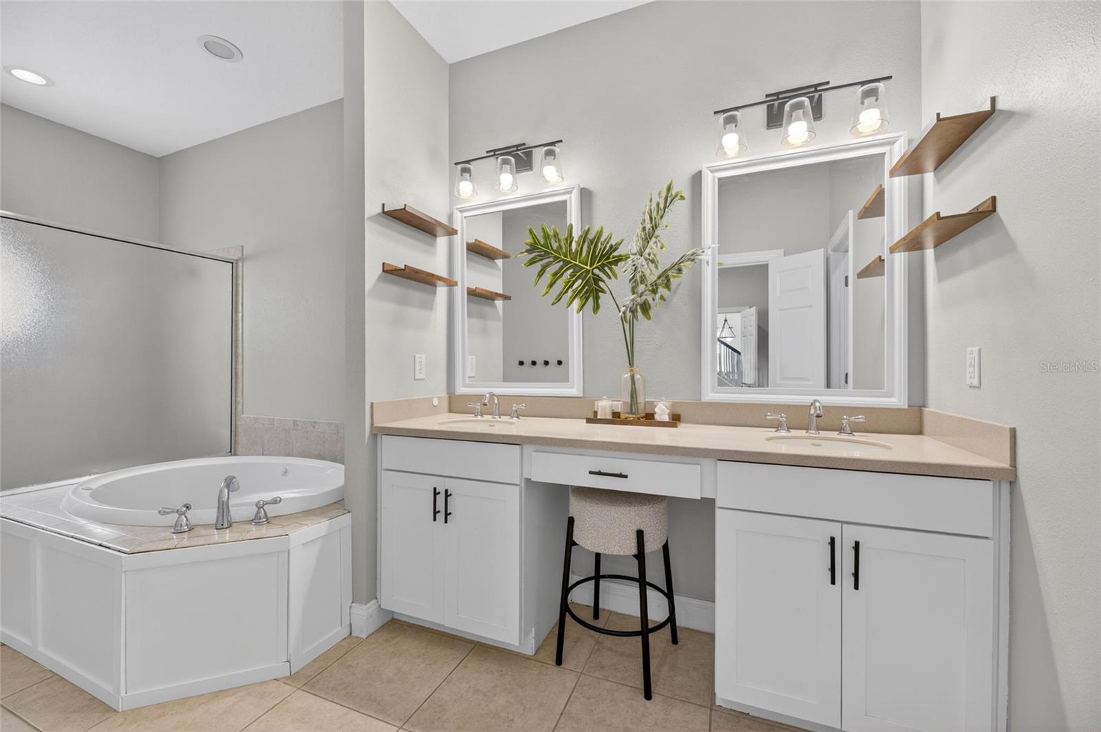 5536 LUMINAR POINTE LN, APOLLO BEACH, FL — photo 38