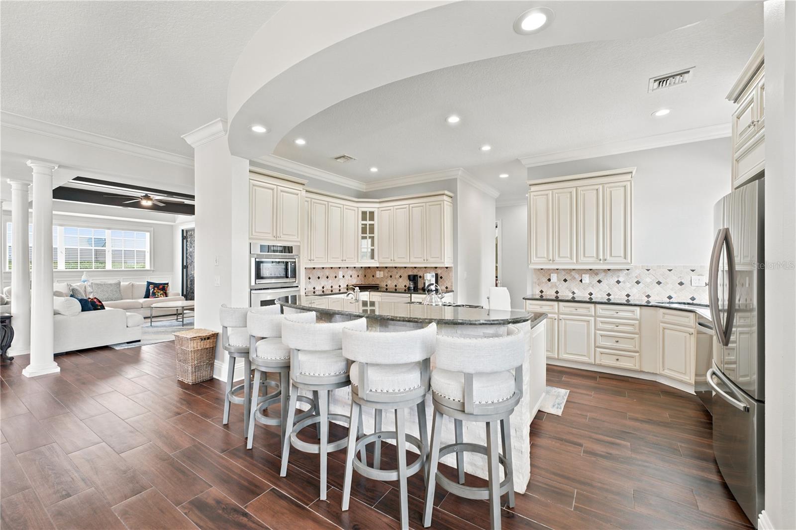 7481 GATHERING LOOP, REUNION, FL — photo 11