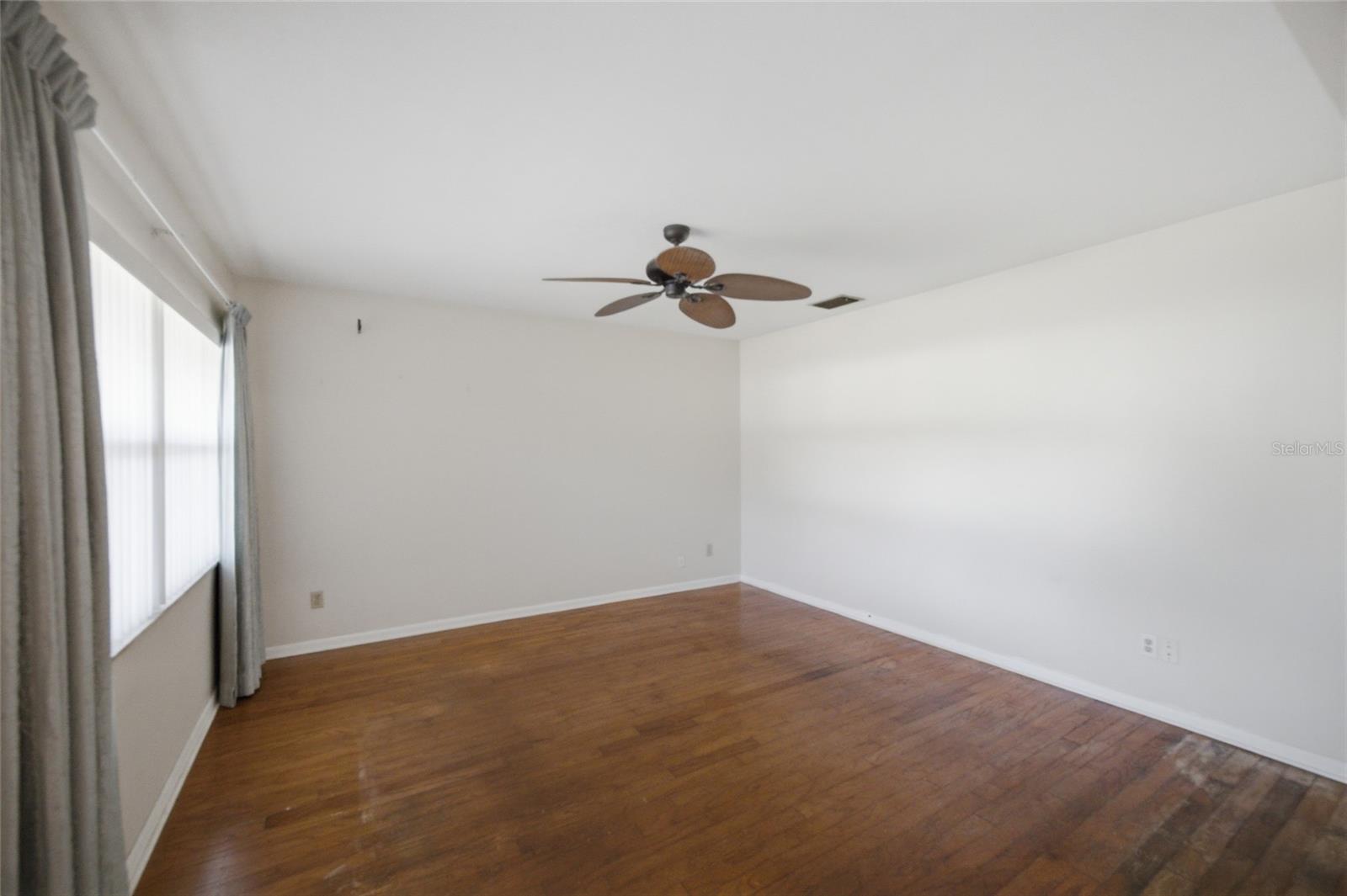 2969 FOREST CIR, SEFFNER, FL — photo 9