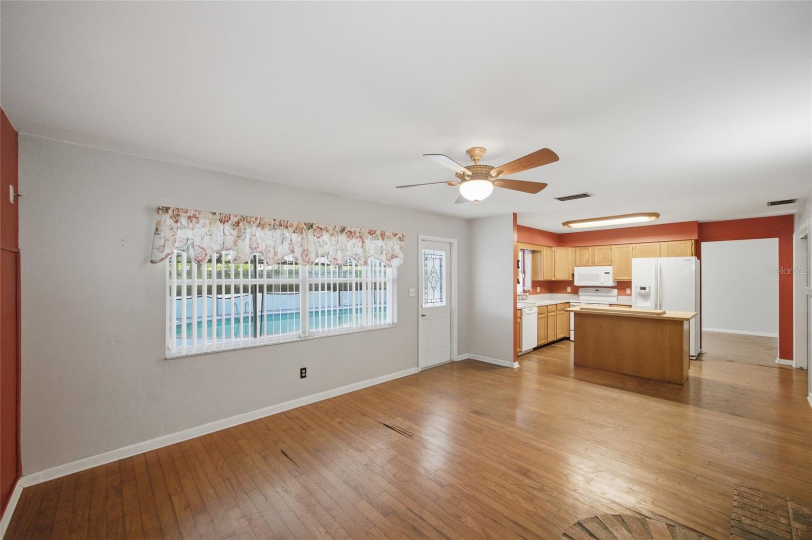 2969 FOREST CIR, SEFFNER, FL — photo 12
