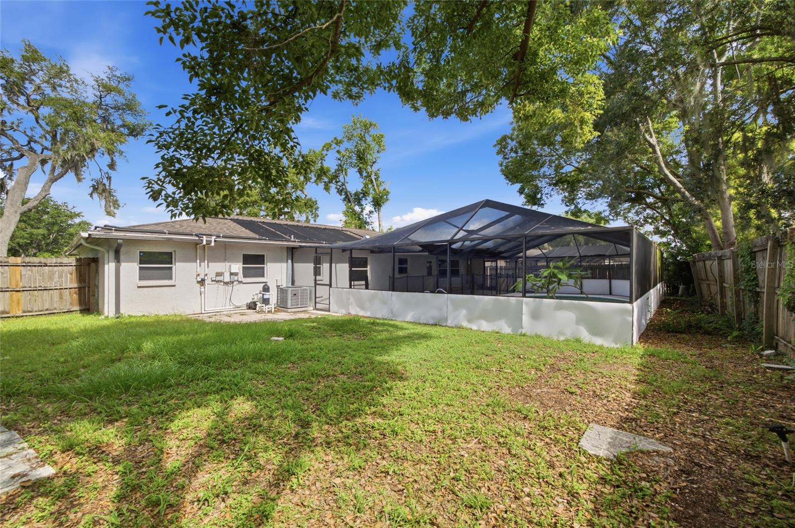 2969 FOREST CIR, SEFFNER, FL — photo 35