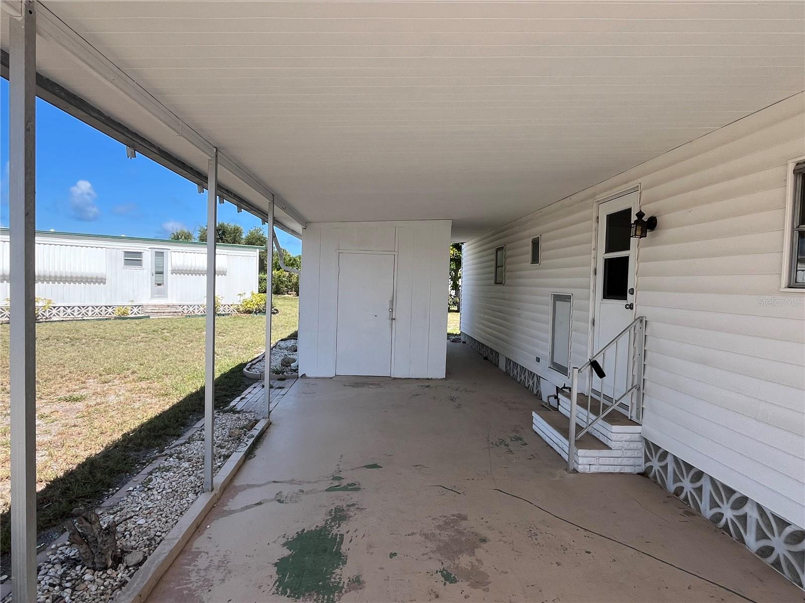 633 COMO DR, VENICE, FL — photo 3