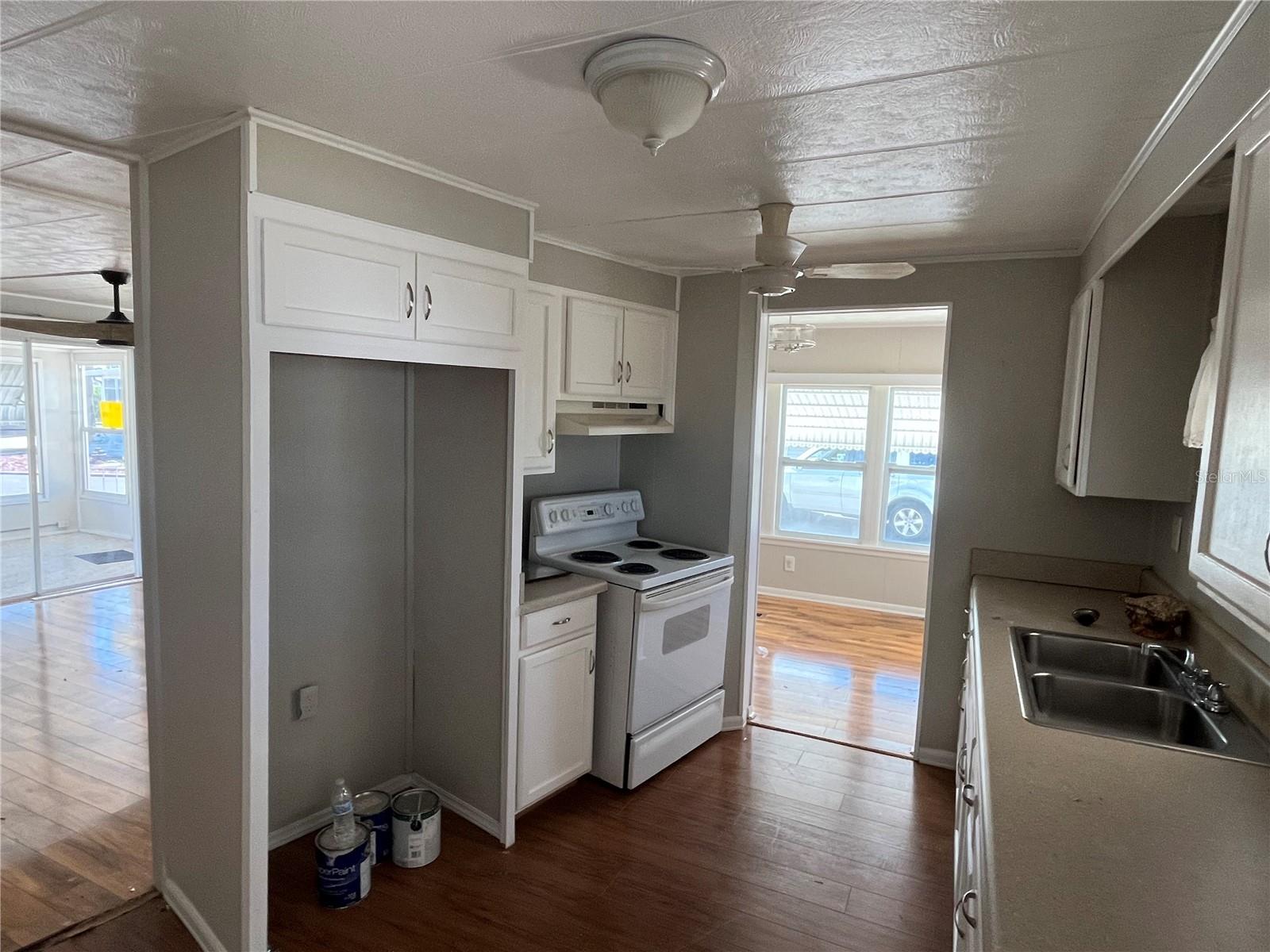633 COMO DR, VENICE, FL — photo 6