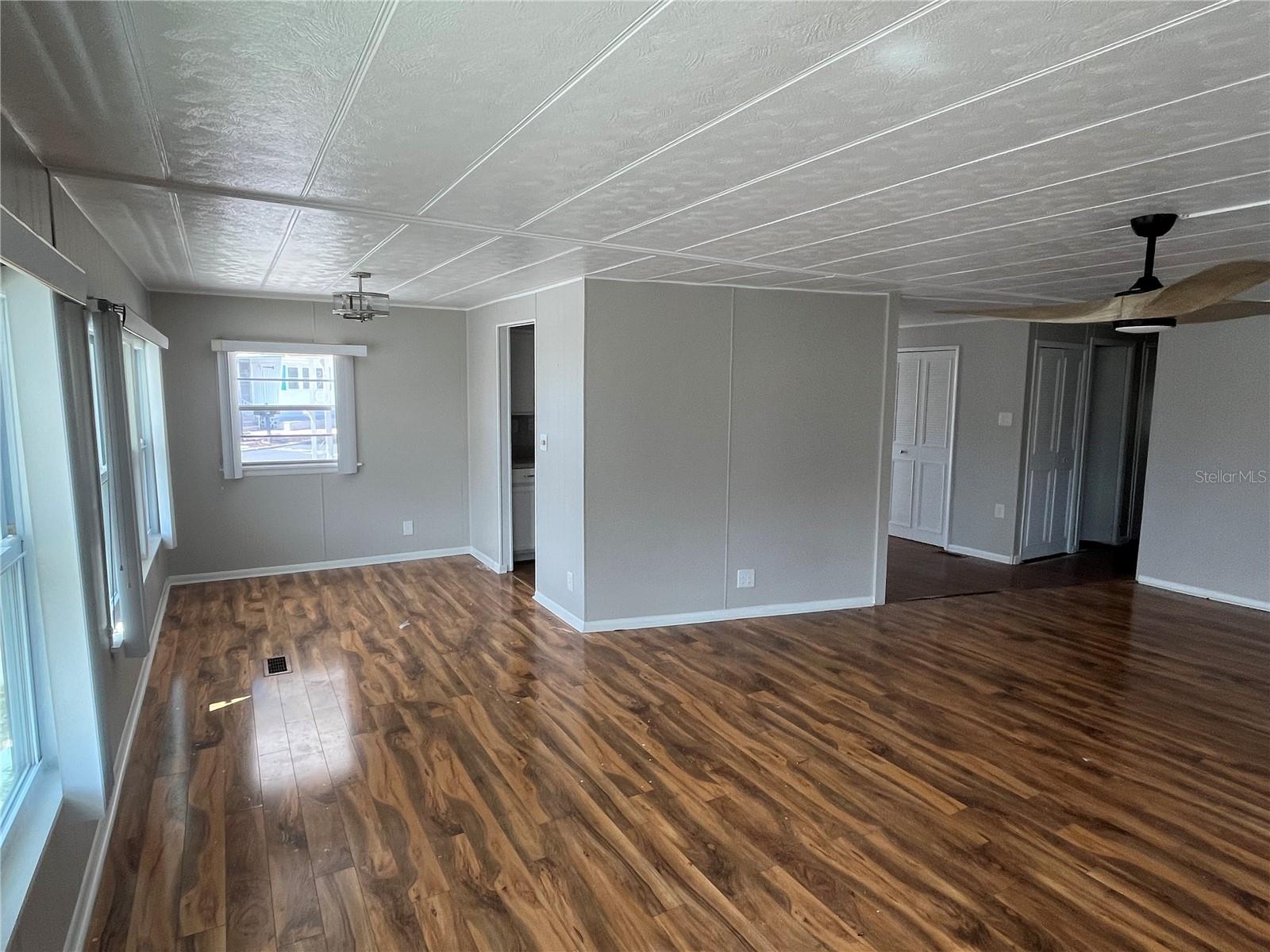 633 COMO DR, VENICE, FL — photo 10