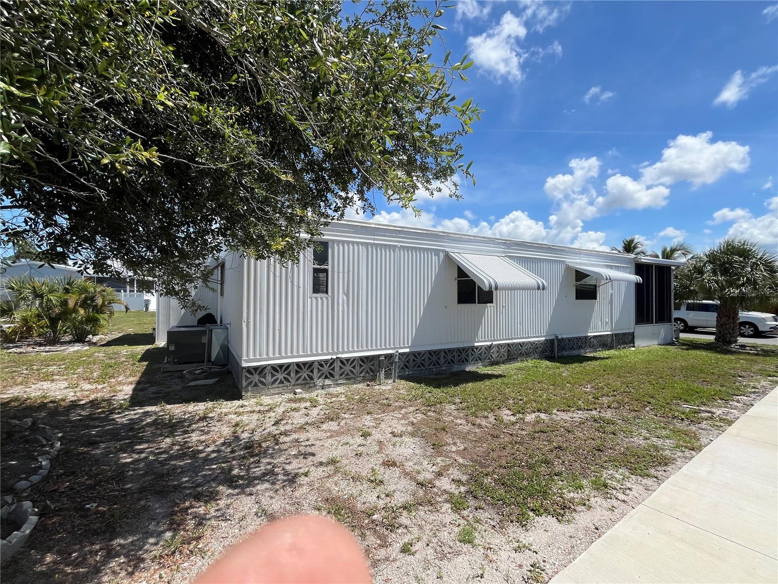 891 GRADO DR, VENICE, FL — photo 6