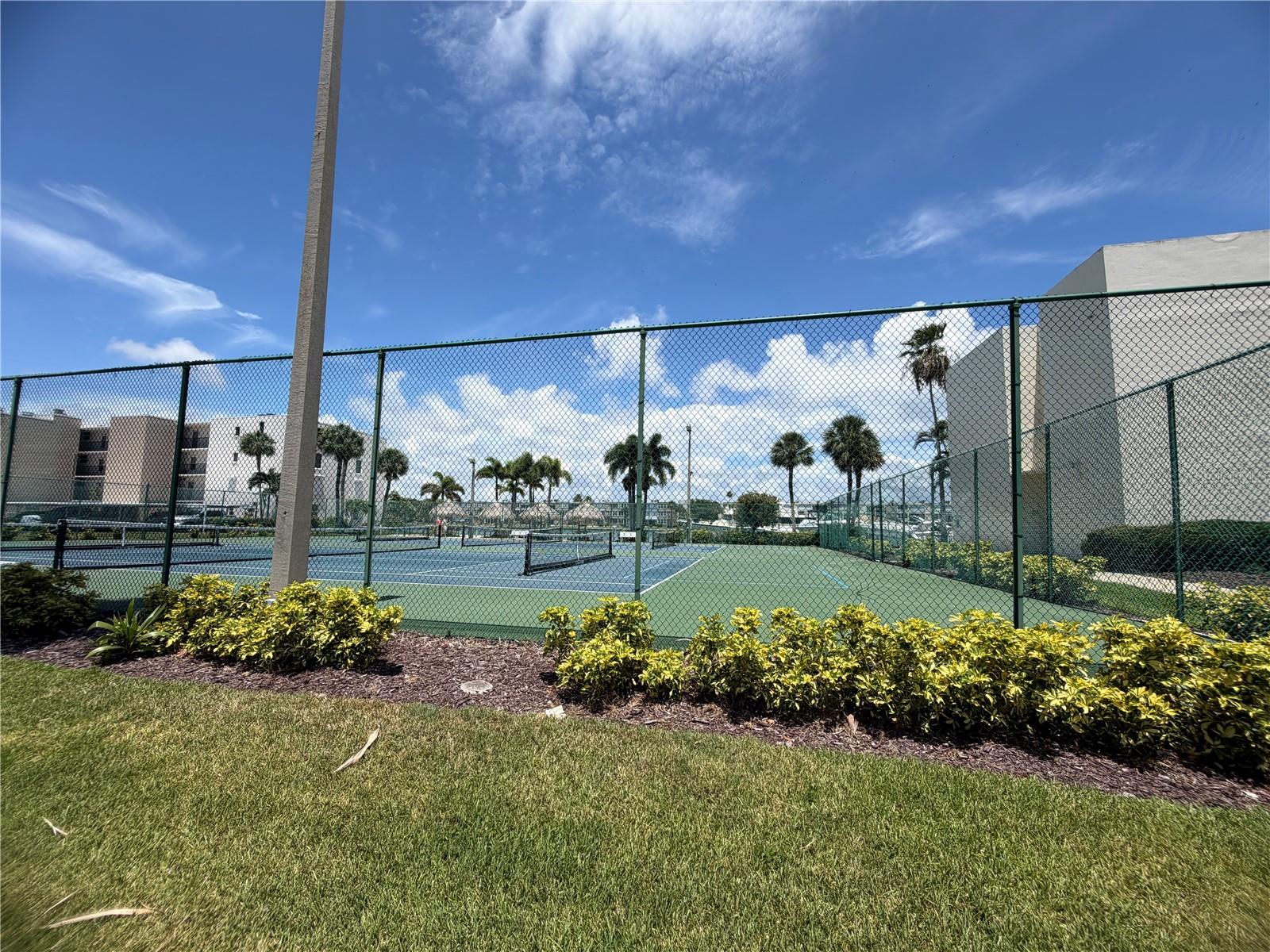 7400 SUN ISLAND DR S #111, SOUTH PASADENA, FL — photo 27