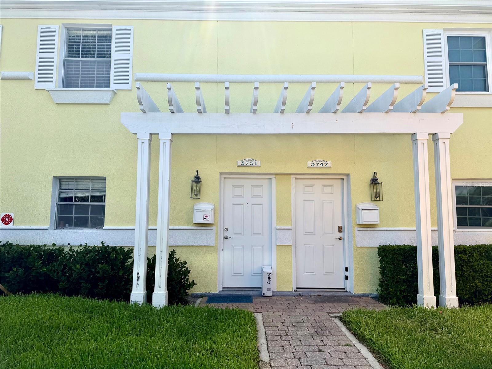 3751 POMPANO DR SE #3751, ST PETERSBURG, FL