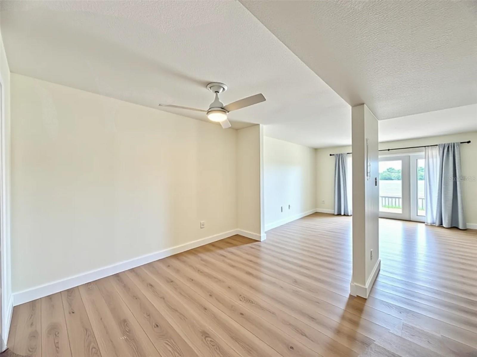 3751 POMPANO DR SE #3751, ST PETERSBURG, FL — photo 4