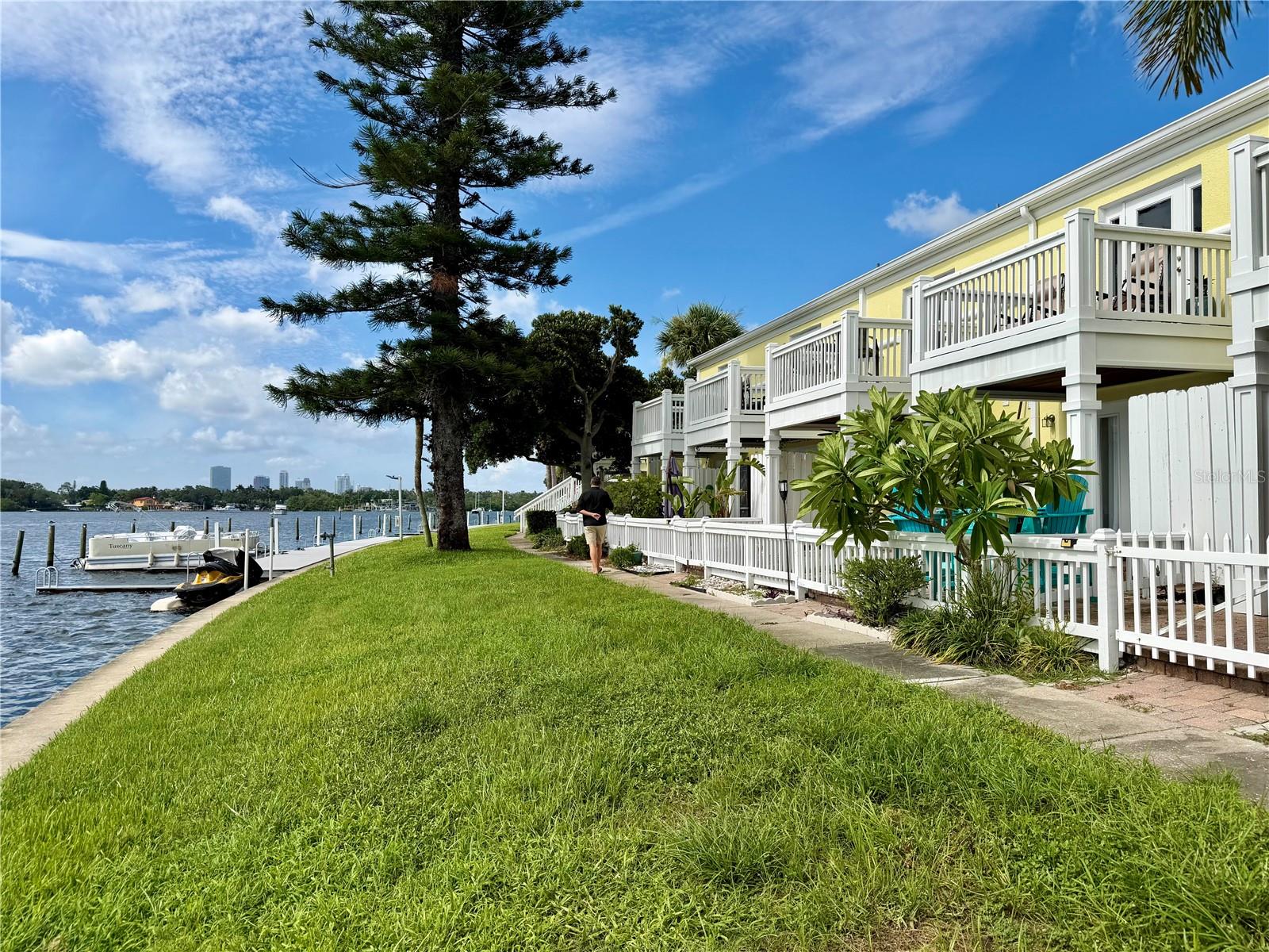 3751 POMPANO DR SE #3751, ST PETERSBURG, FL — photo 13