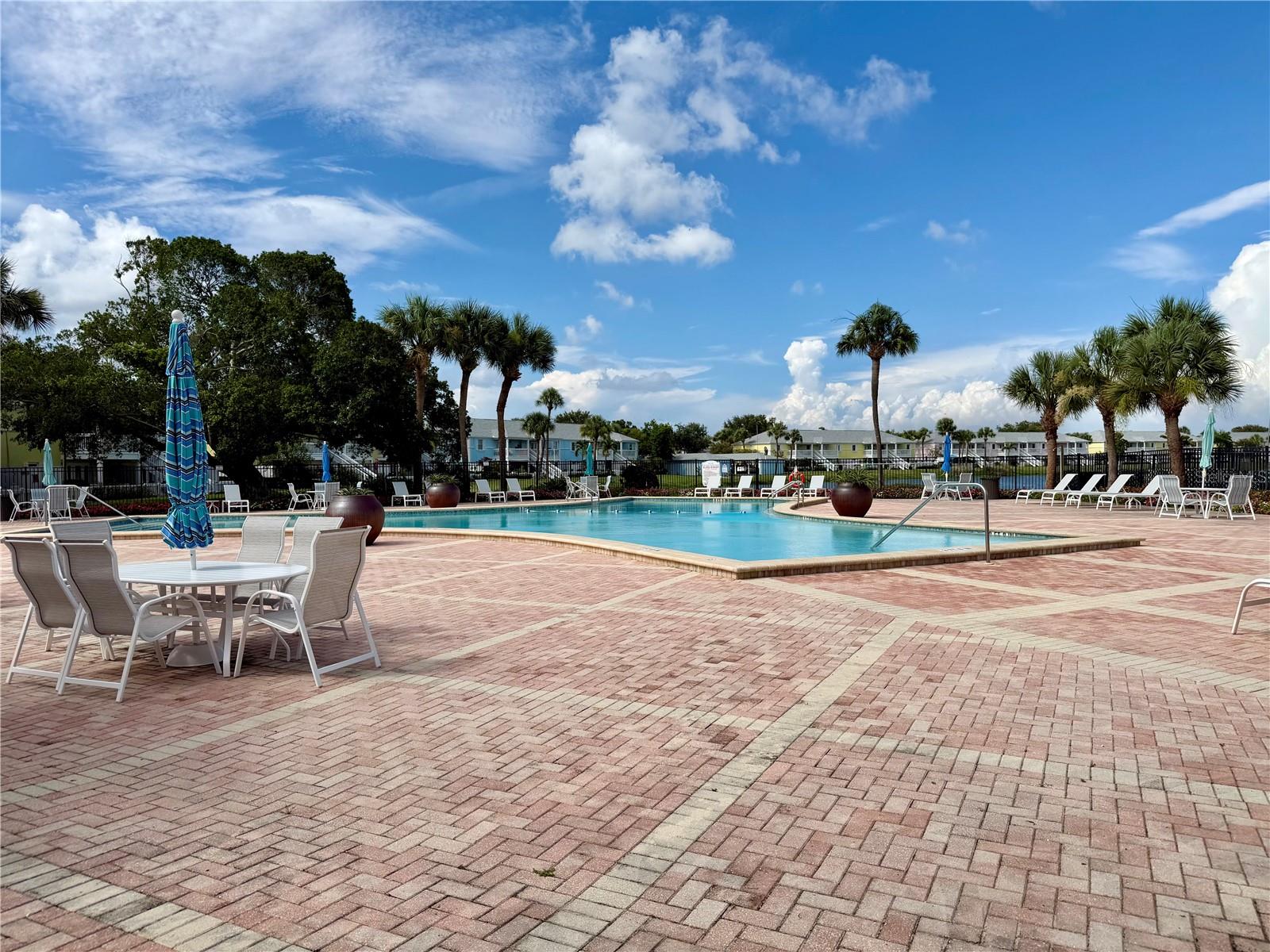 3751 POMPANO DR SE #3751, ST PETERSBURG, FL — photo 15