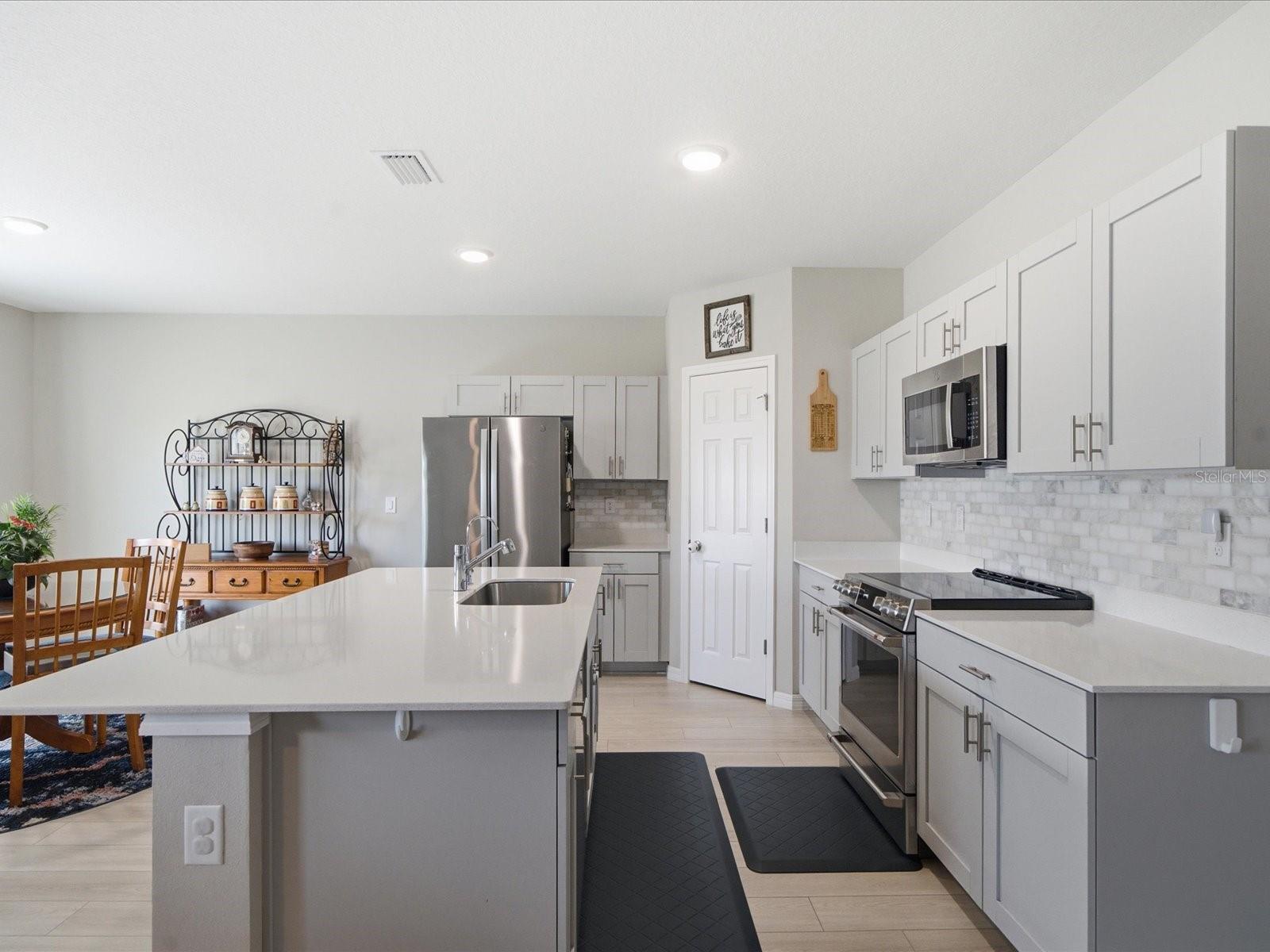 34149 SCARLET SAGE CT, WESLEY CHAPEL, FL — photo 10