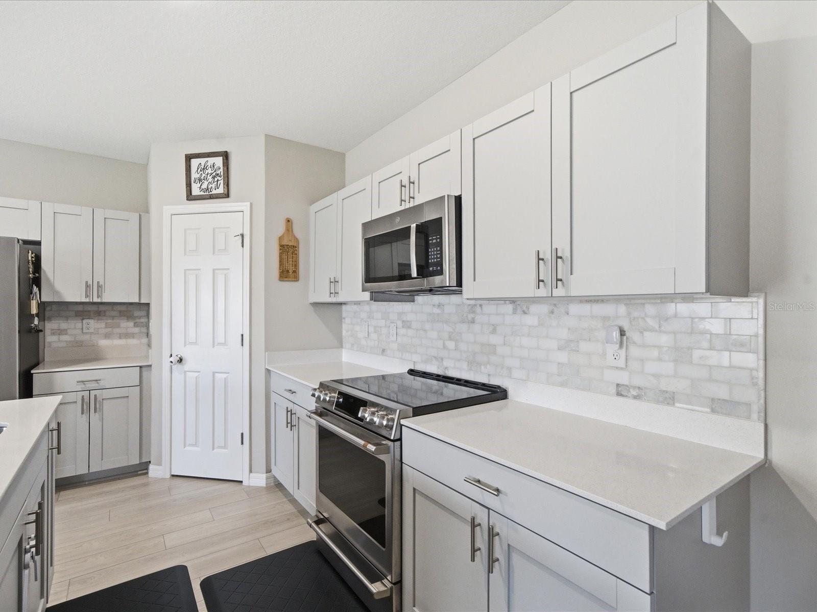 34149 SCARLET SAGE CT, WESLEY CHAPEL, FL — photo 17