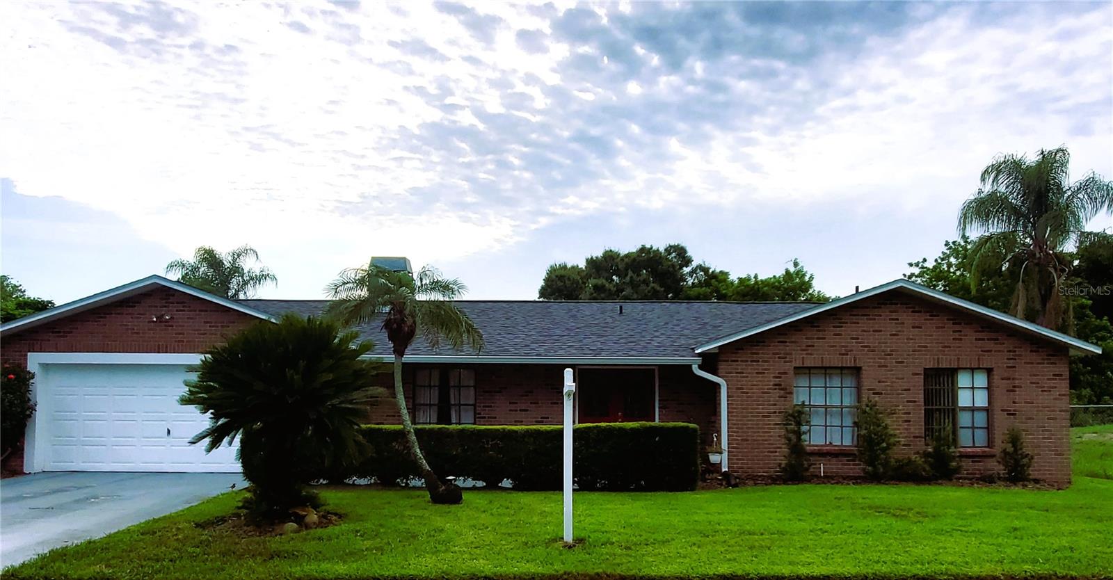 100 WATER OAK WAY, OLDSMAR, FL