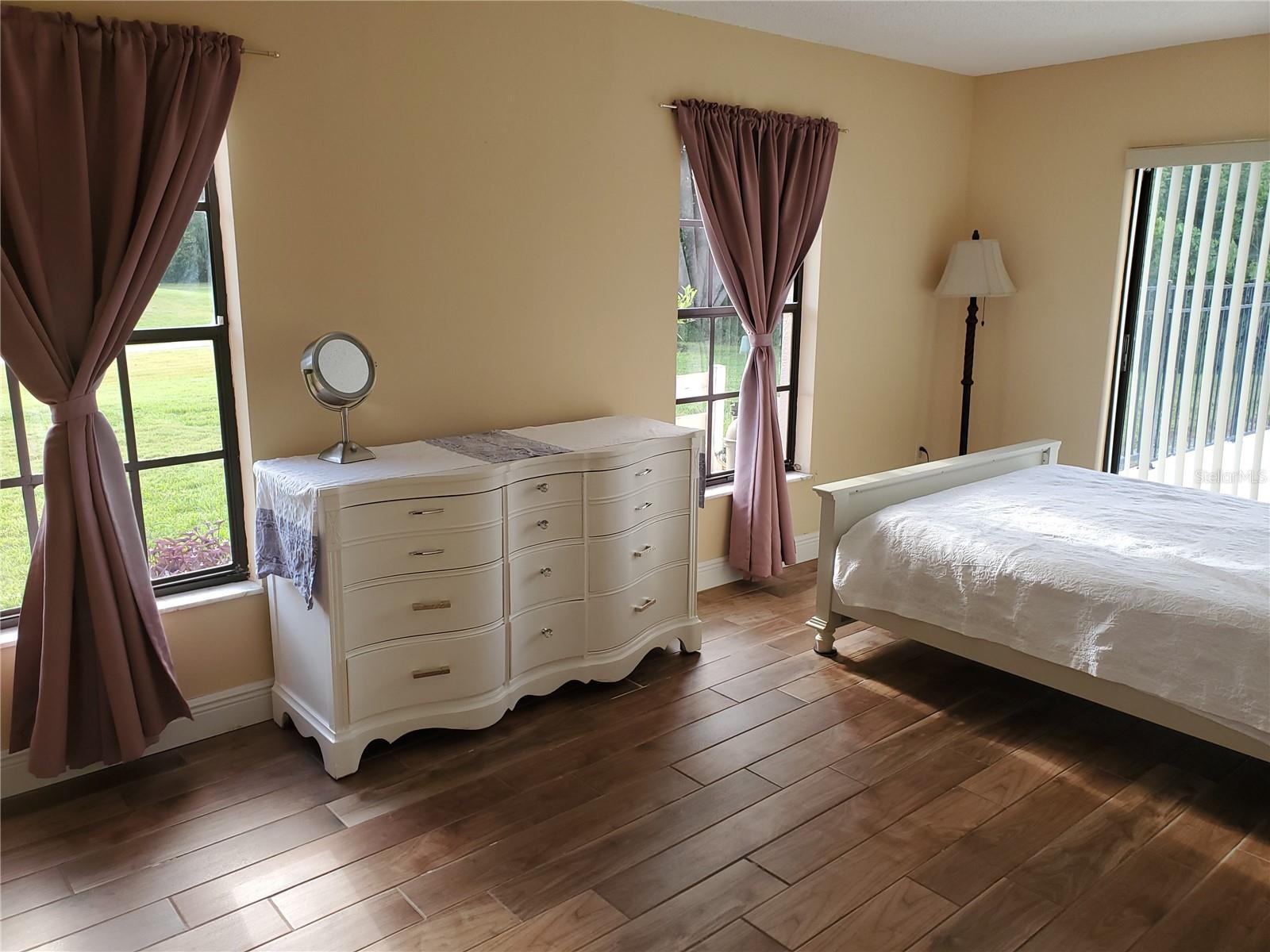 100 WATER OAK WAY, OLDSMAR, FL — photo 37