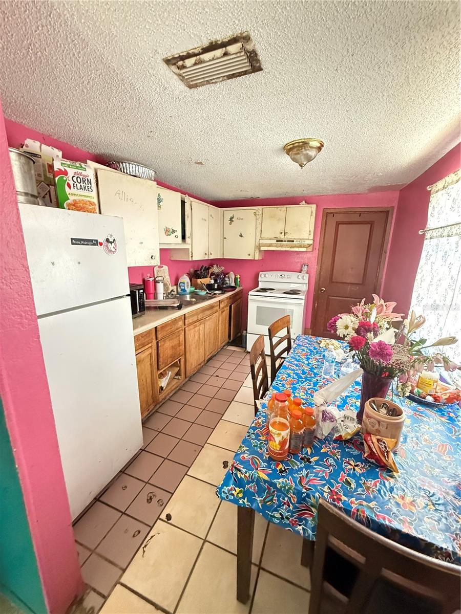 4212 9TH ST E, BRADENTON, FL — photo 3